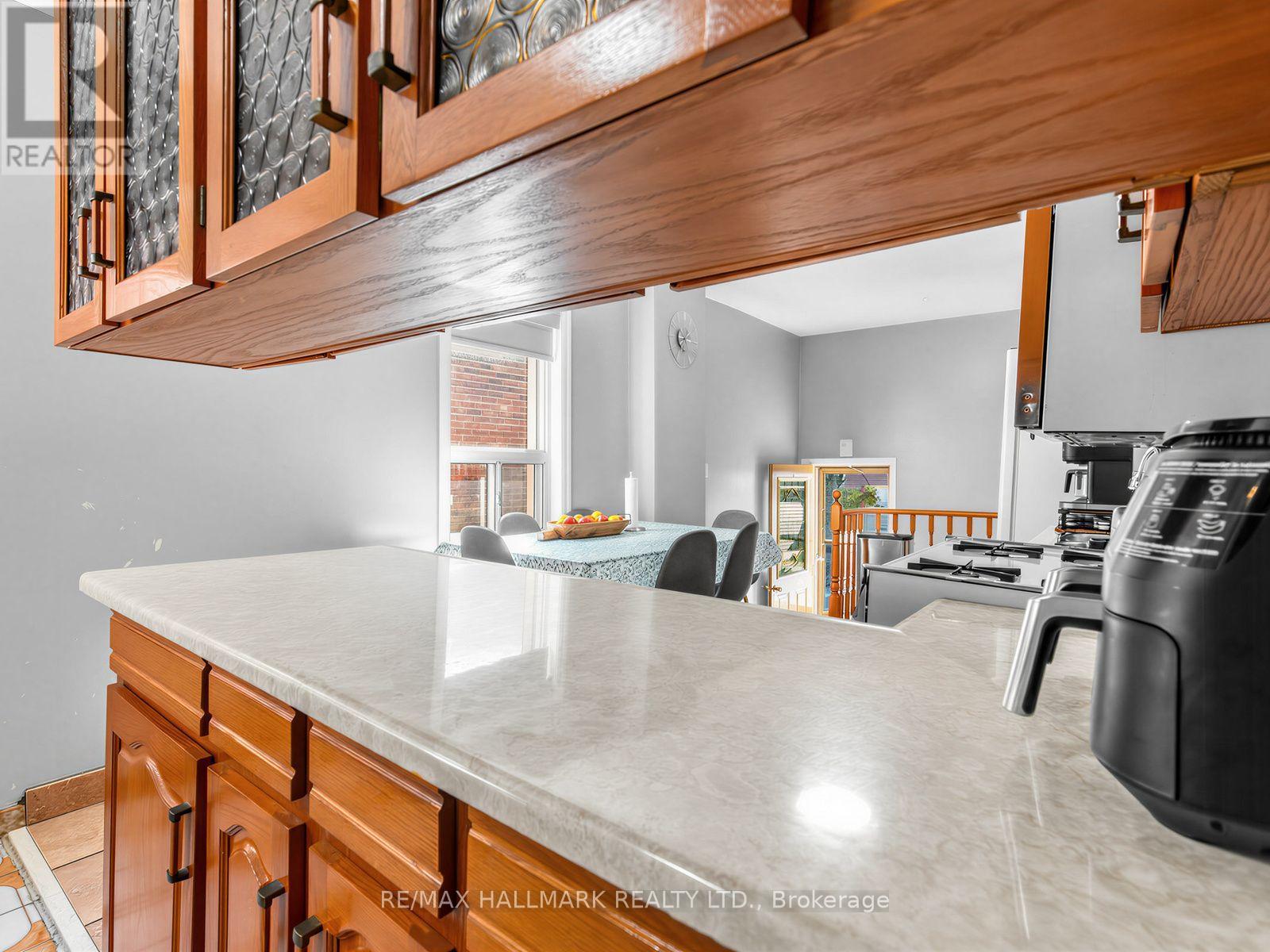 297 Strathmore Boulevard Property Photo 13