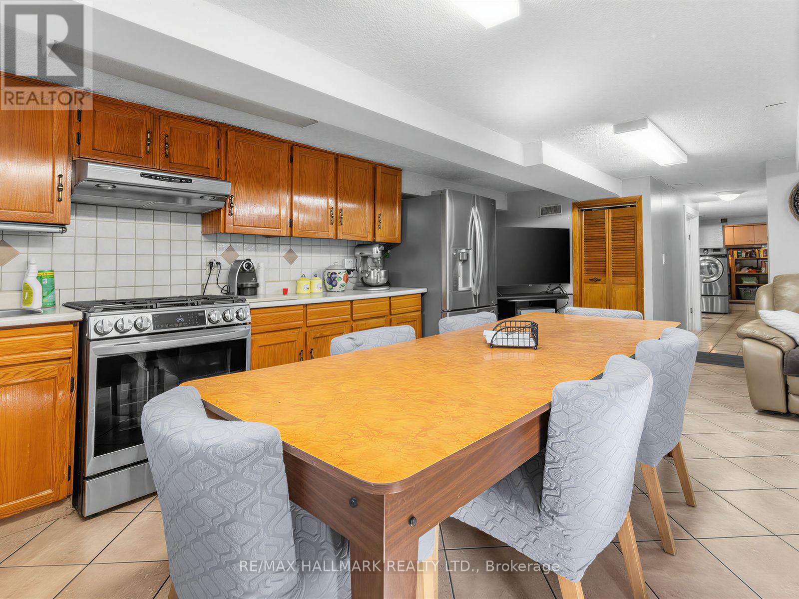 297 Strathmore Boulevard Property Photo 25