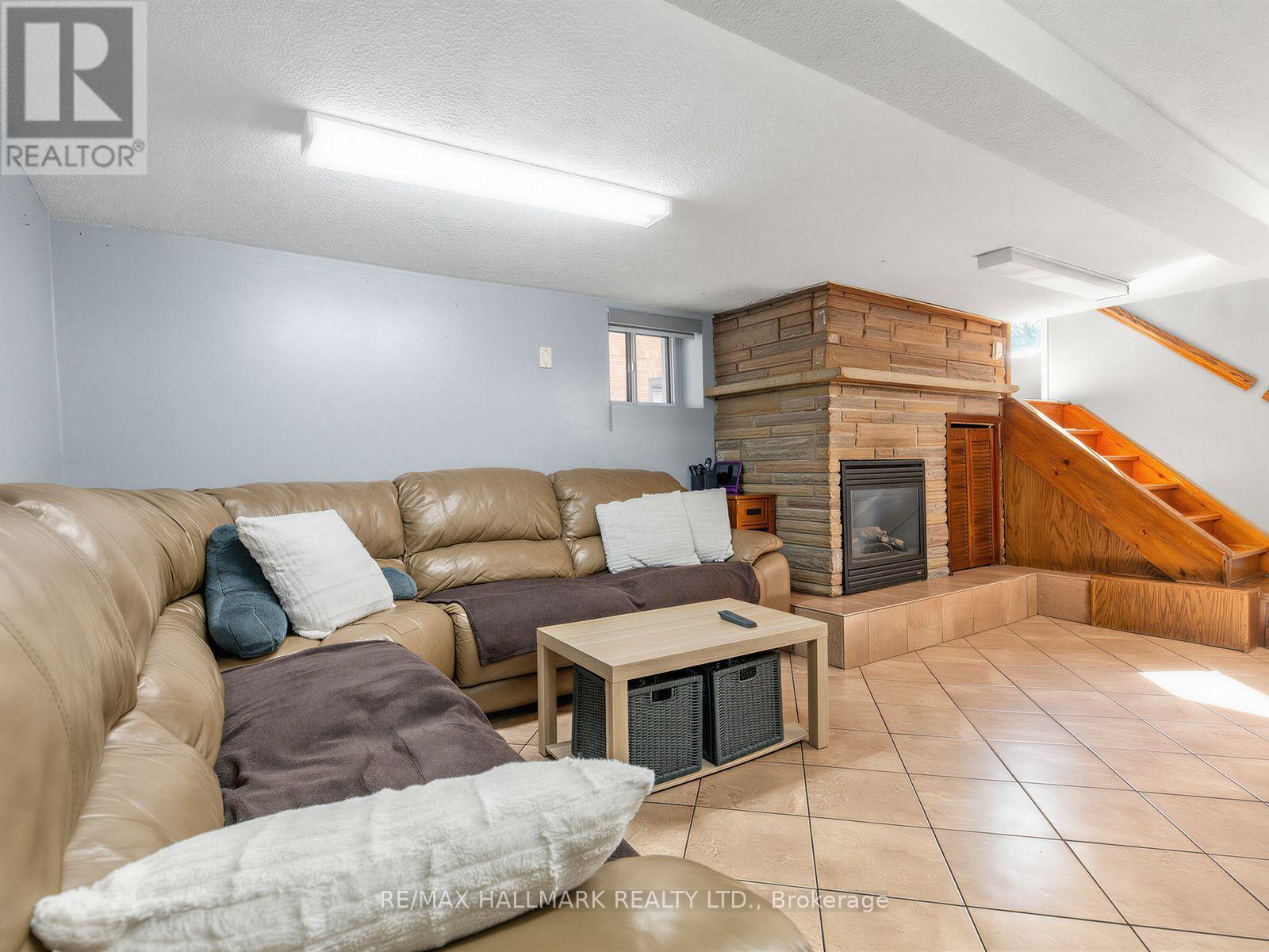297 Strathmore Boulevard Property Photo 28