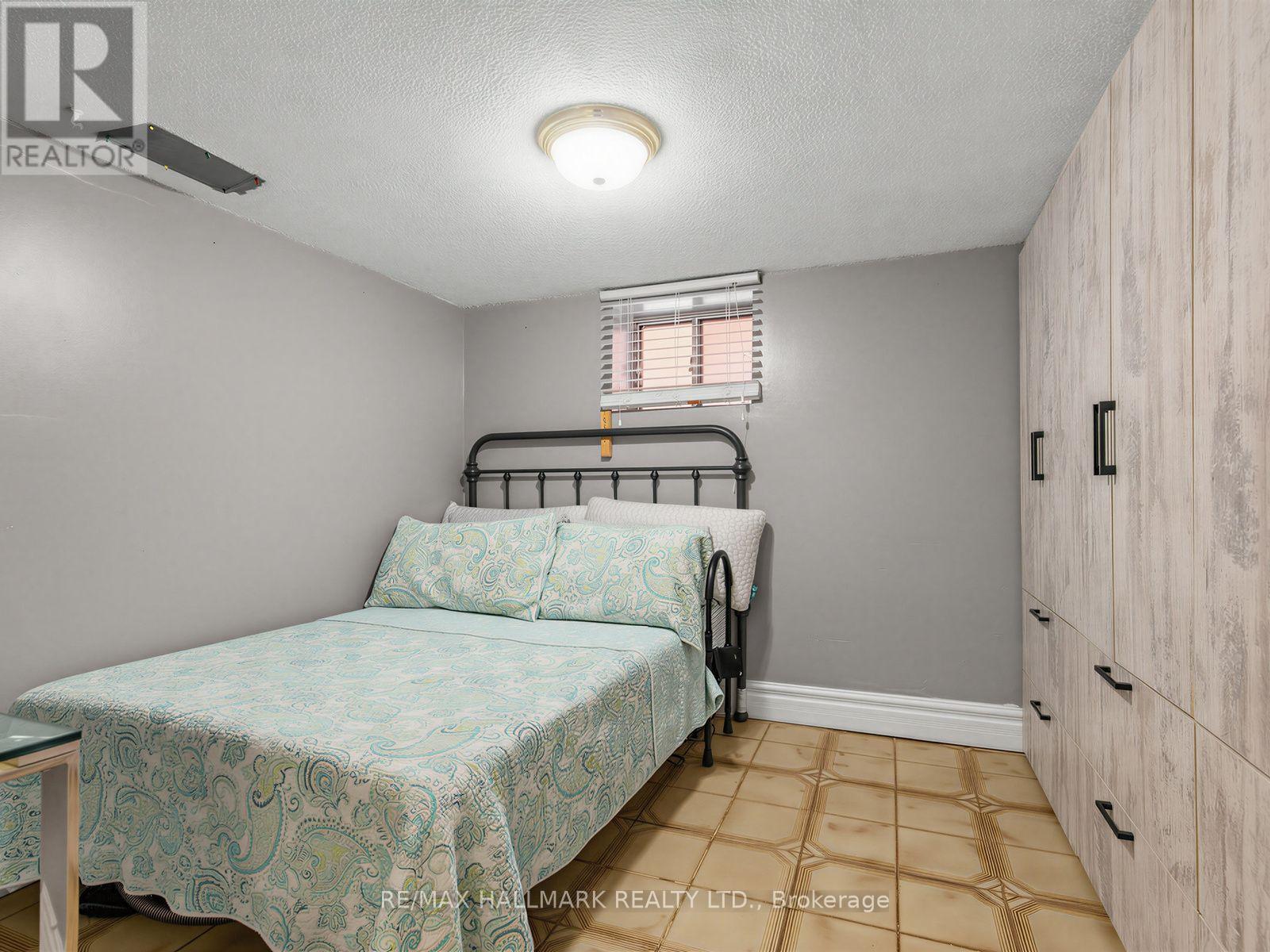 297 Strathmore Boulevard Property Photo 29