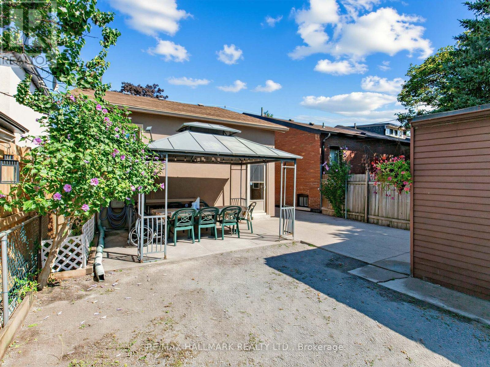 297 Strathmore Boulevard Property Photo 37