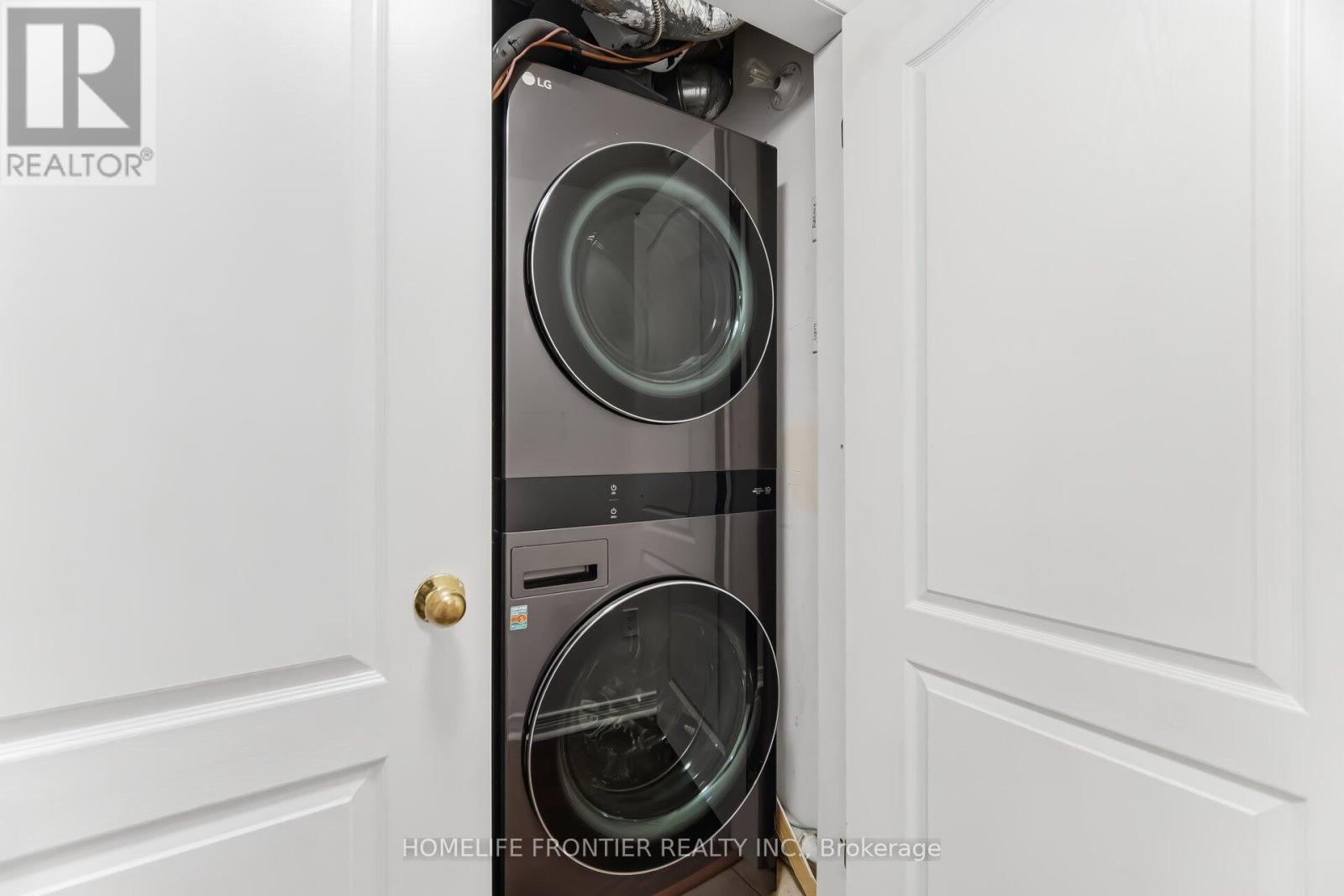 207 - 45 Strangford Lane Property Photo 20