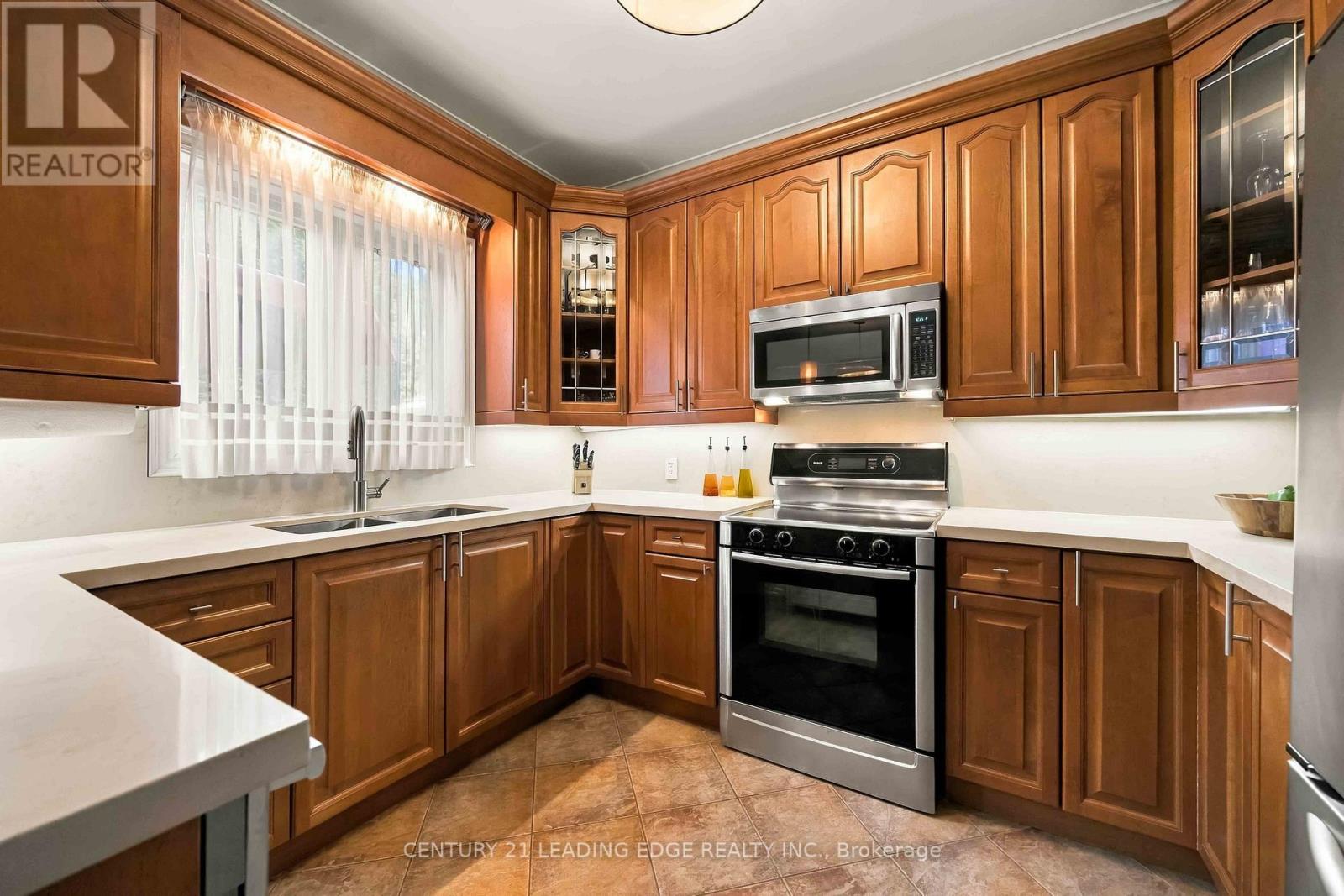 1952 Spruce Hill Road Property Photo 19