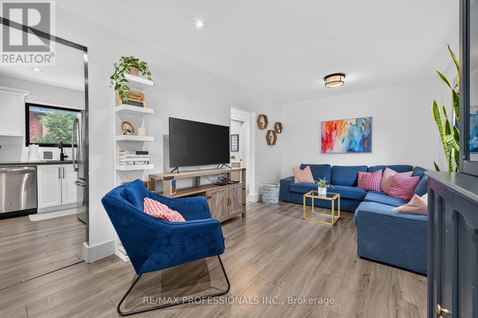 17 Hollydene Road Property Photo 12