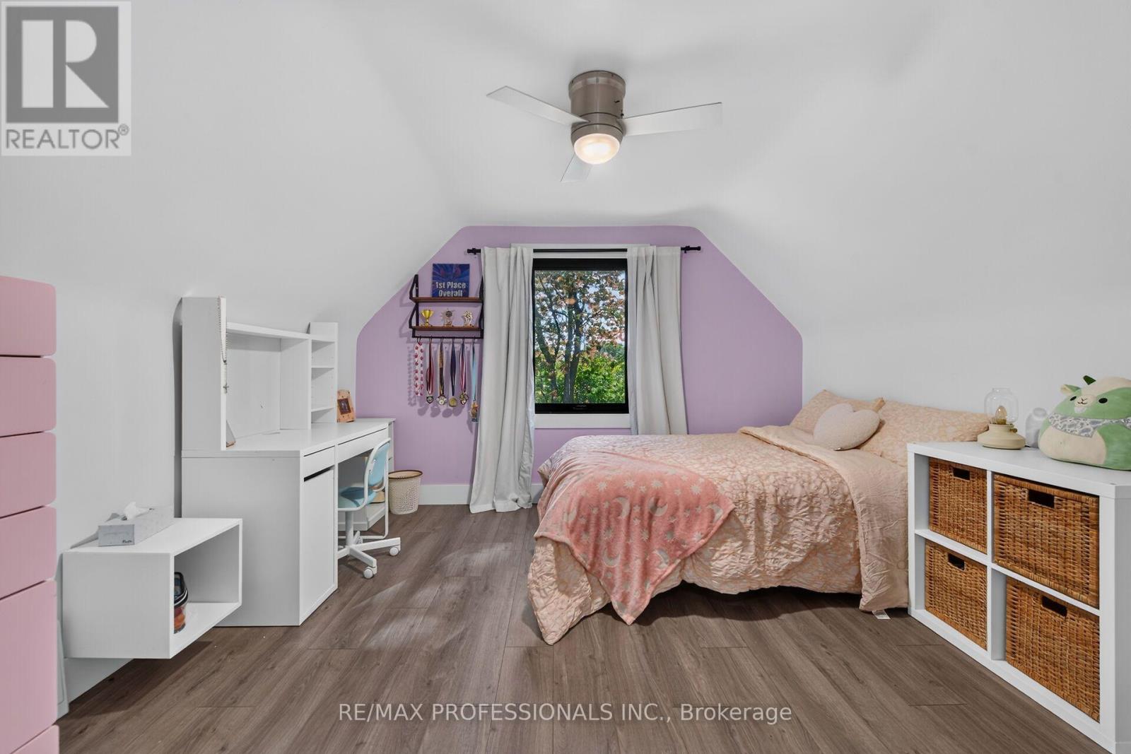 17 Hollydene Road Property Photo 28