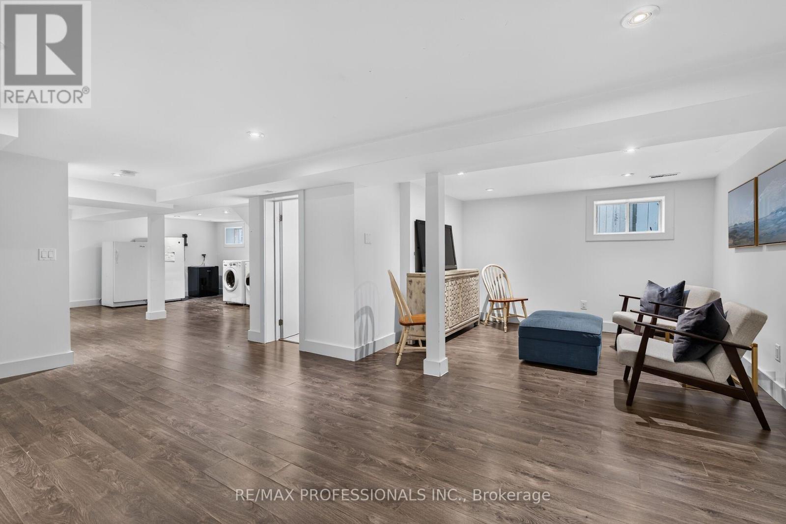 17 Hollydene Road Property Photo 34