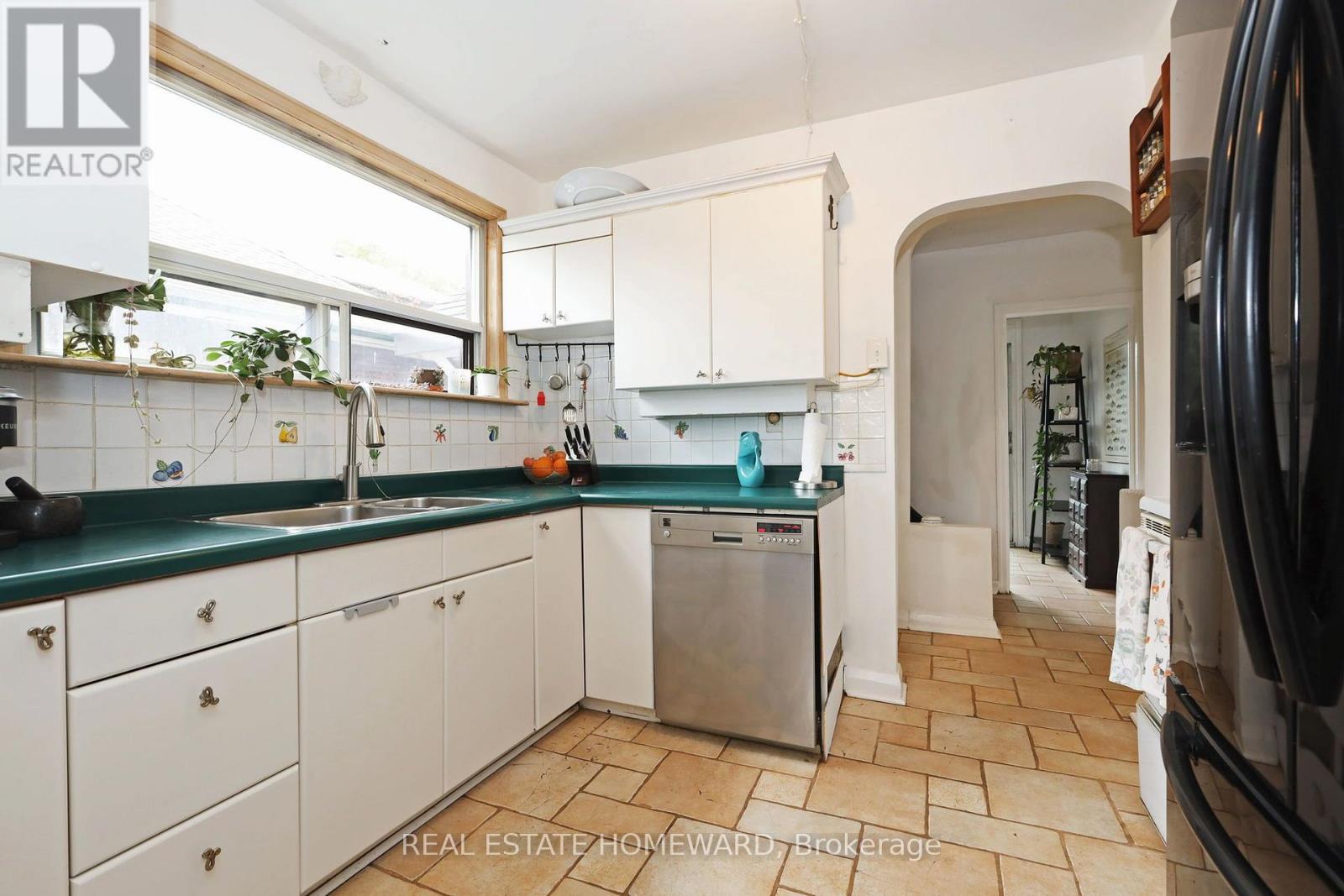 22 Haddon Avenue Property Photo 10