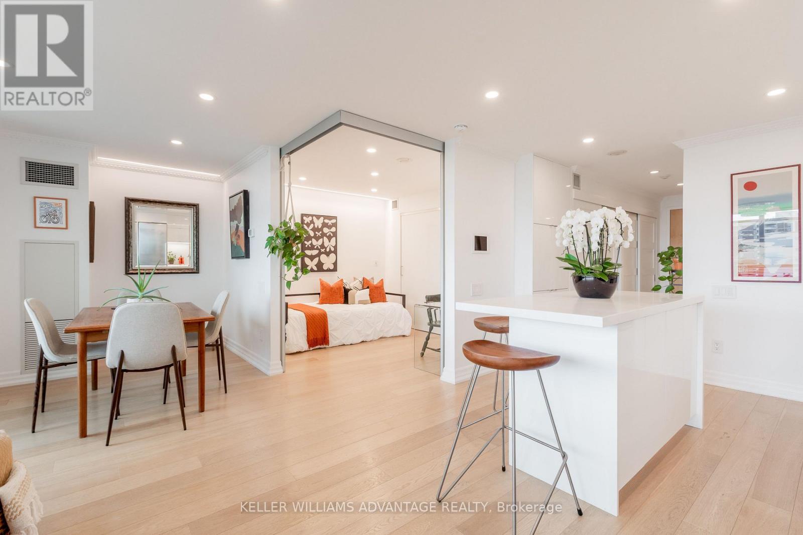1802 - 1048 Broadview Avenue Property Photo 12