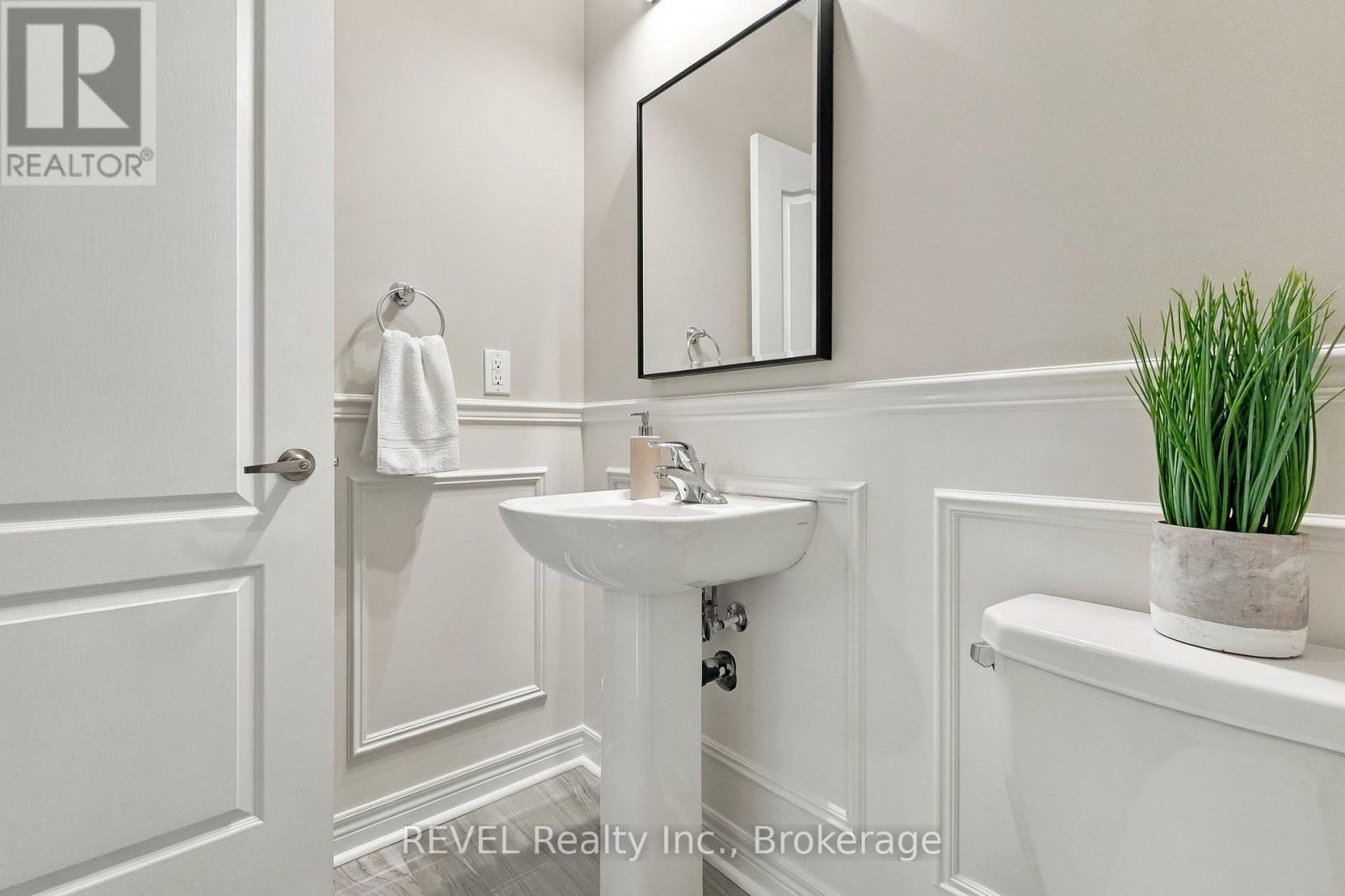 127 Cathedral Drive Property Photo 7
