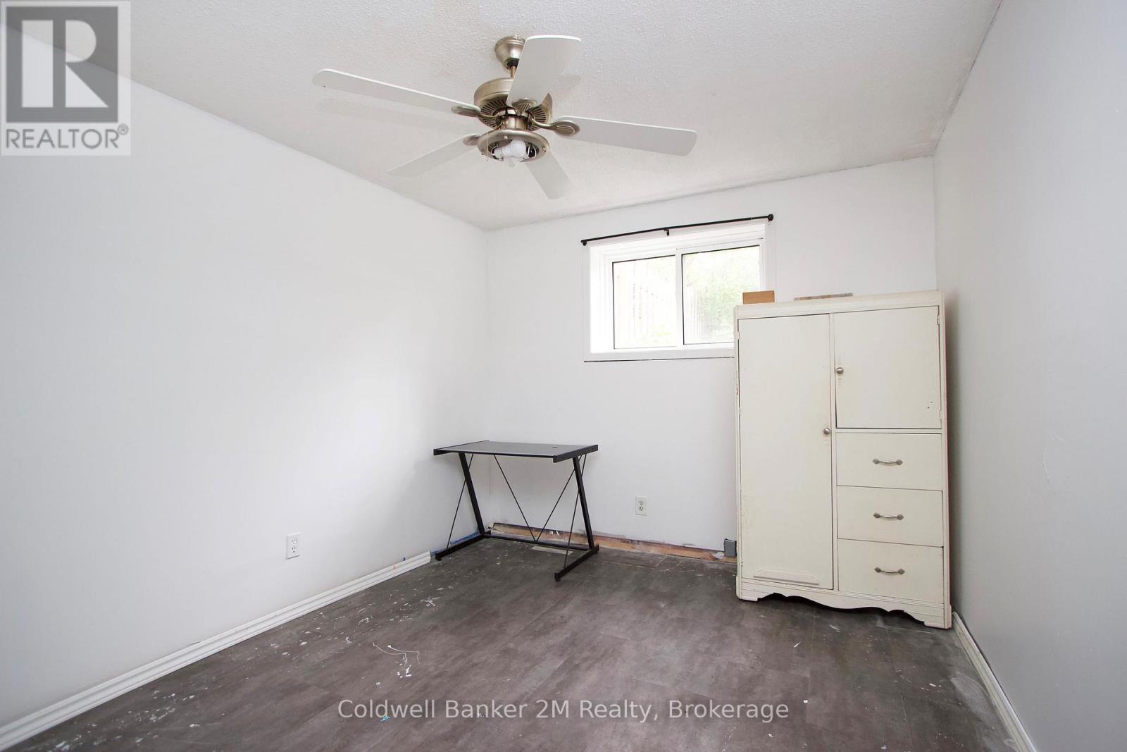 673 Attersley Drive Property Photo 21