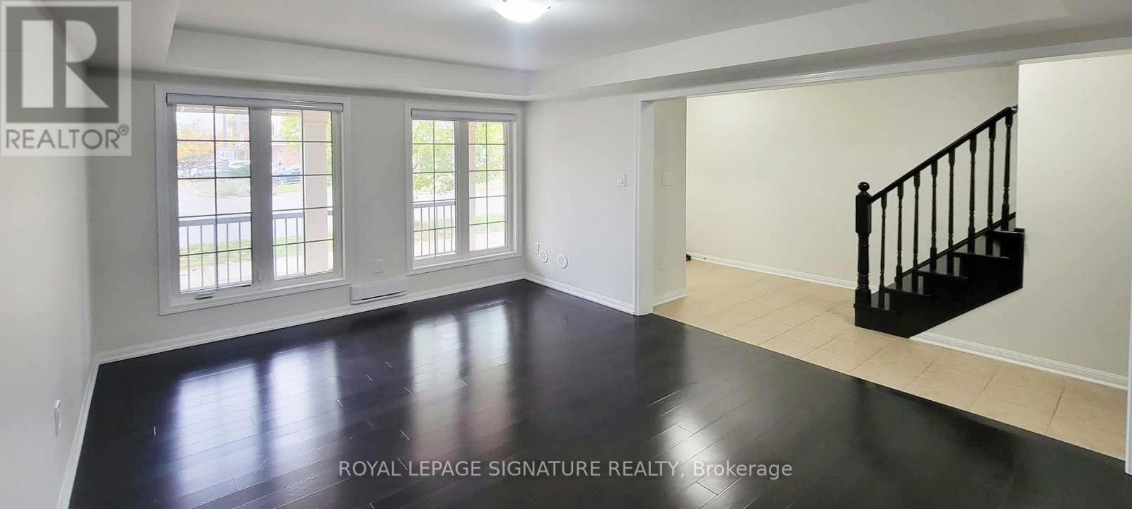 2482 William Jackson Drive Property Photo 3