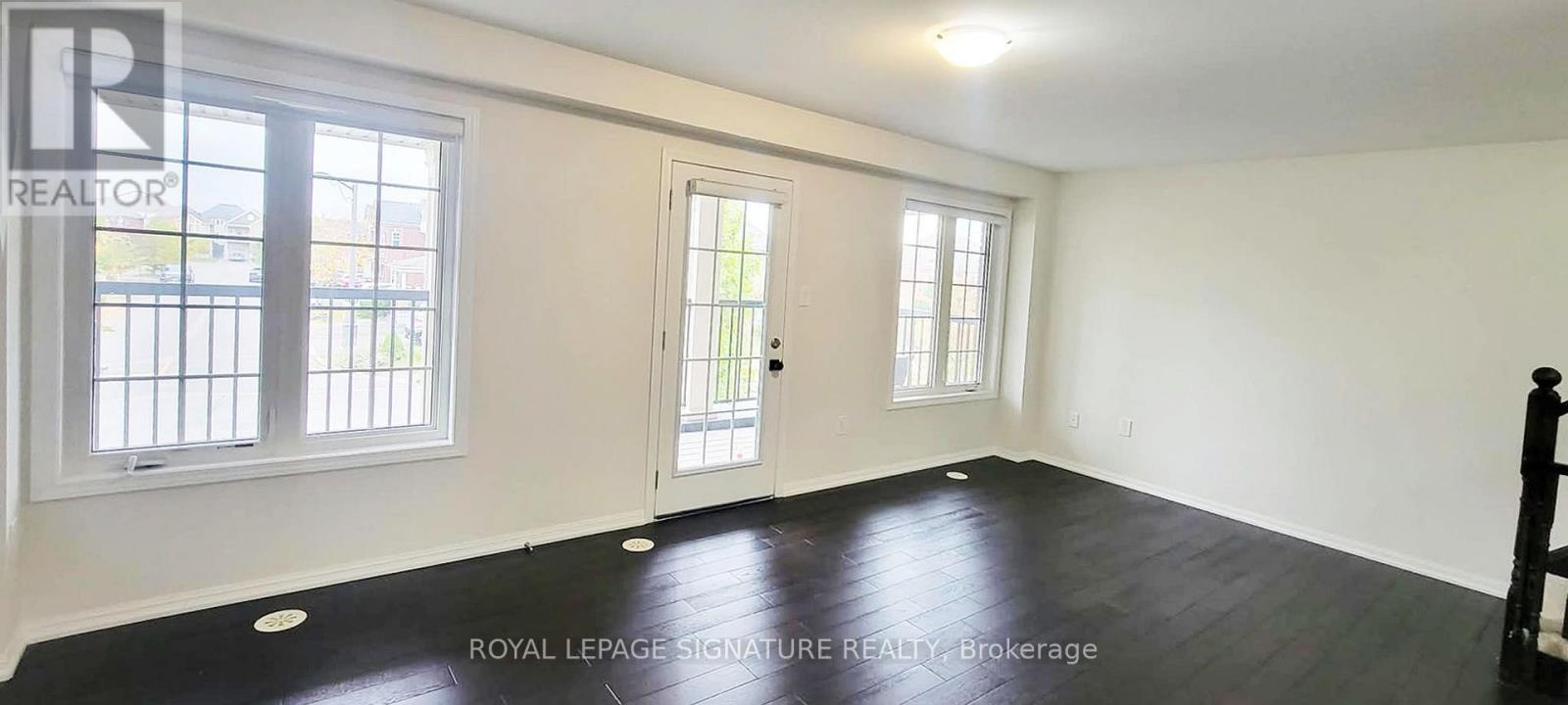 2482 William Jackson Drive Property Photo 6