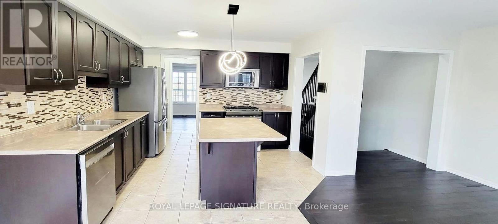 2482 William Jackson Drive Property Photo 8