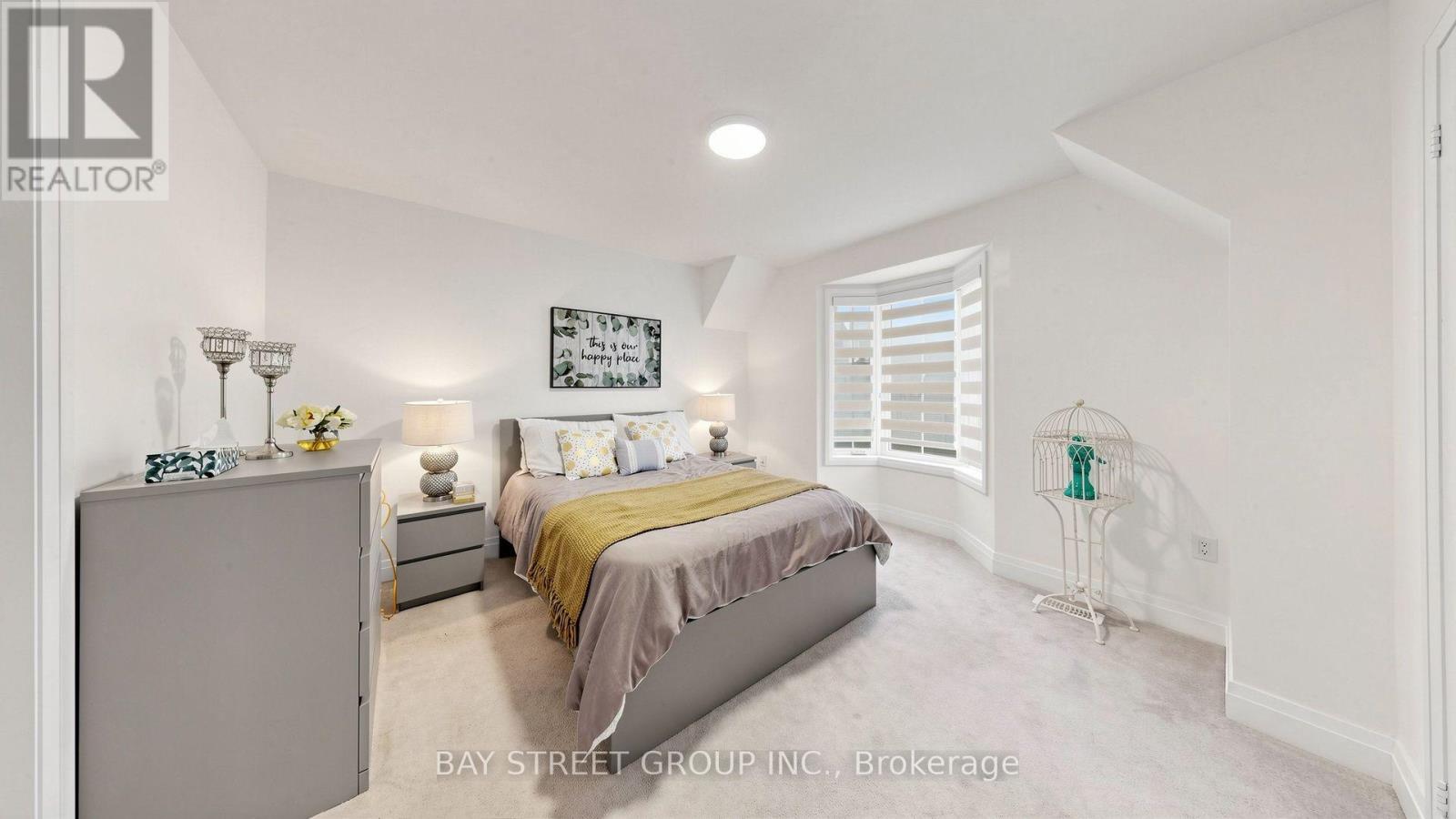 13 Micklefield Avenue Property Photo 25