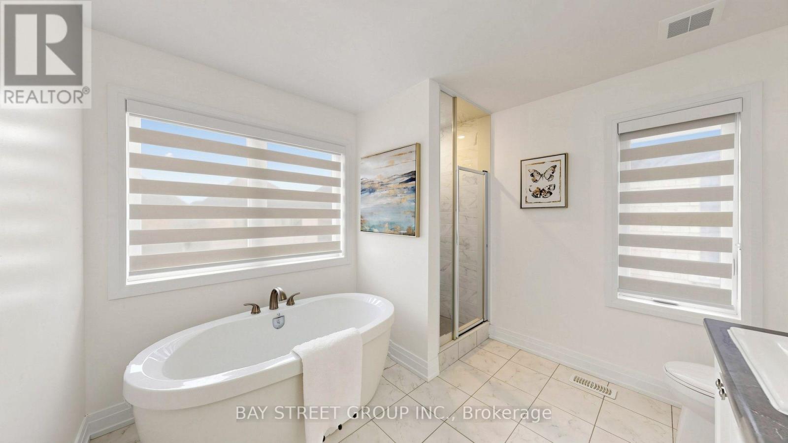 13 Micklefield Avenue Property Photo 35