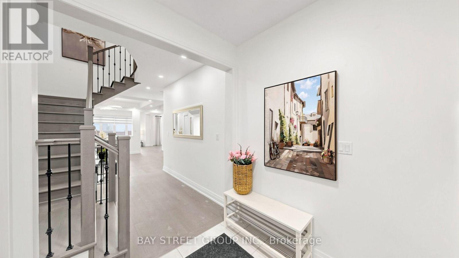 13 Micklefield Avenue Property Photo 36