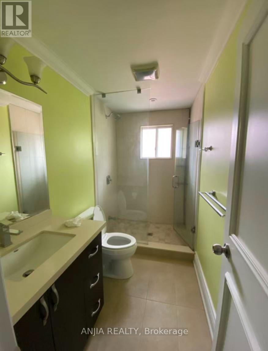 31 Donalda Crescent Property Photo 12
