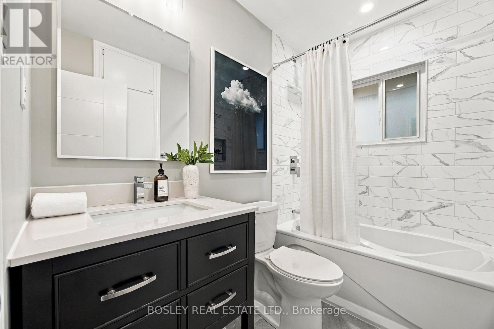 56 Christina Crescent Property Photo 16