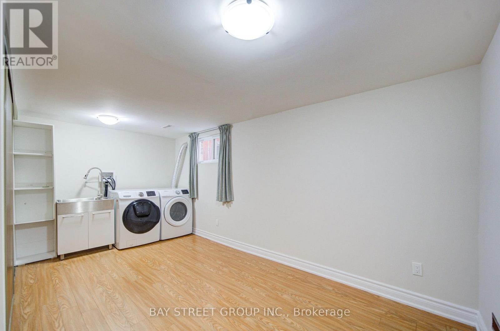 20 - 33 Dundalk Drive Property Photo 24