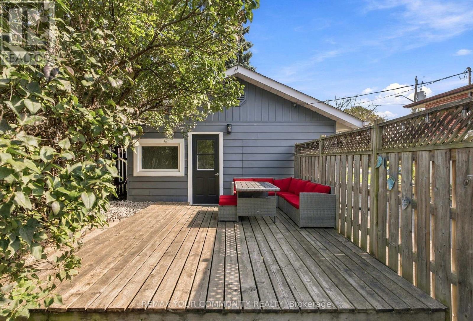 178 Windsor Street Property Photo 28