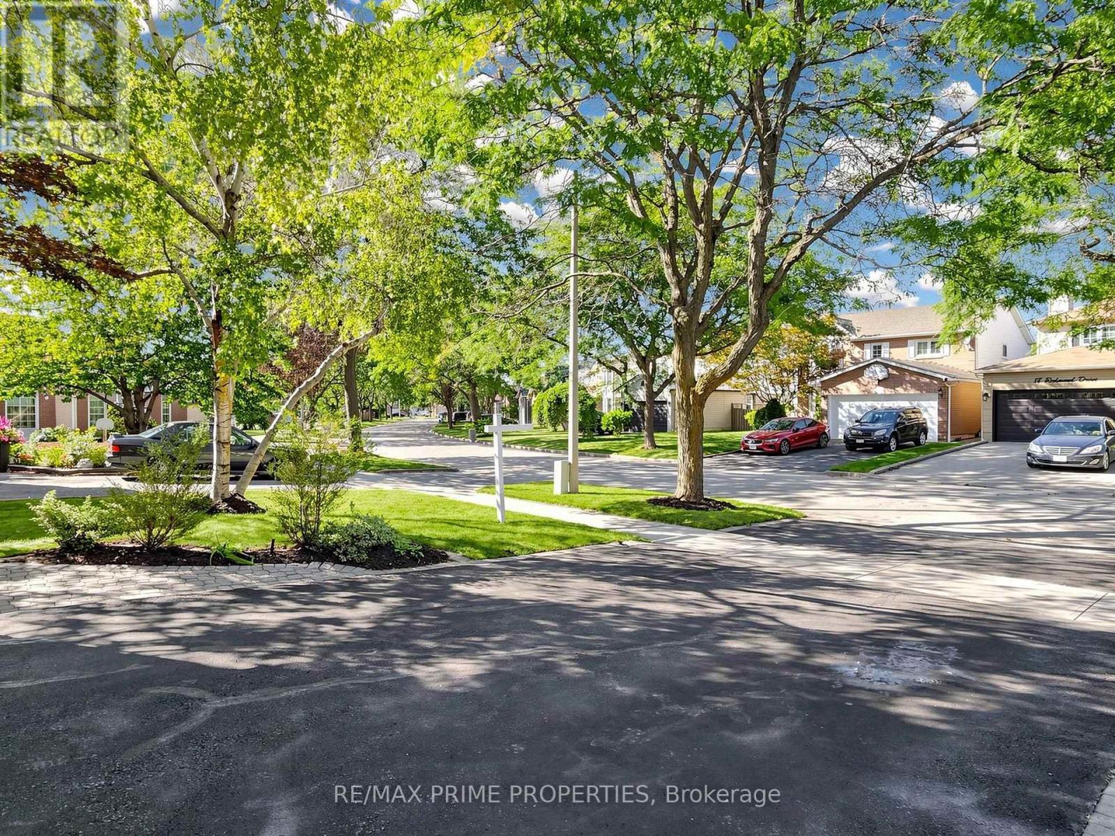 29 Redmond Drive Property Photo 3