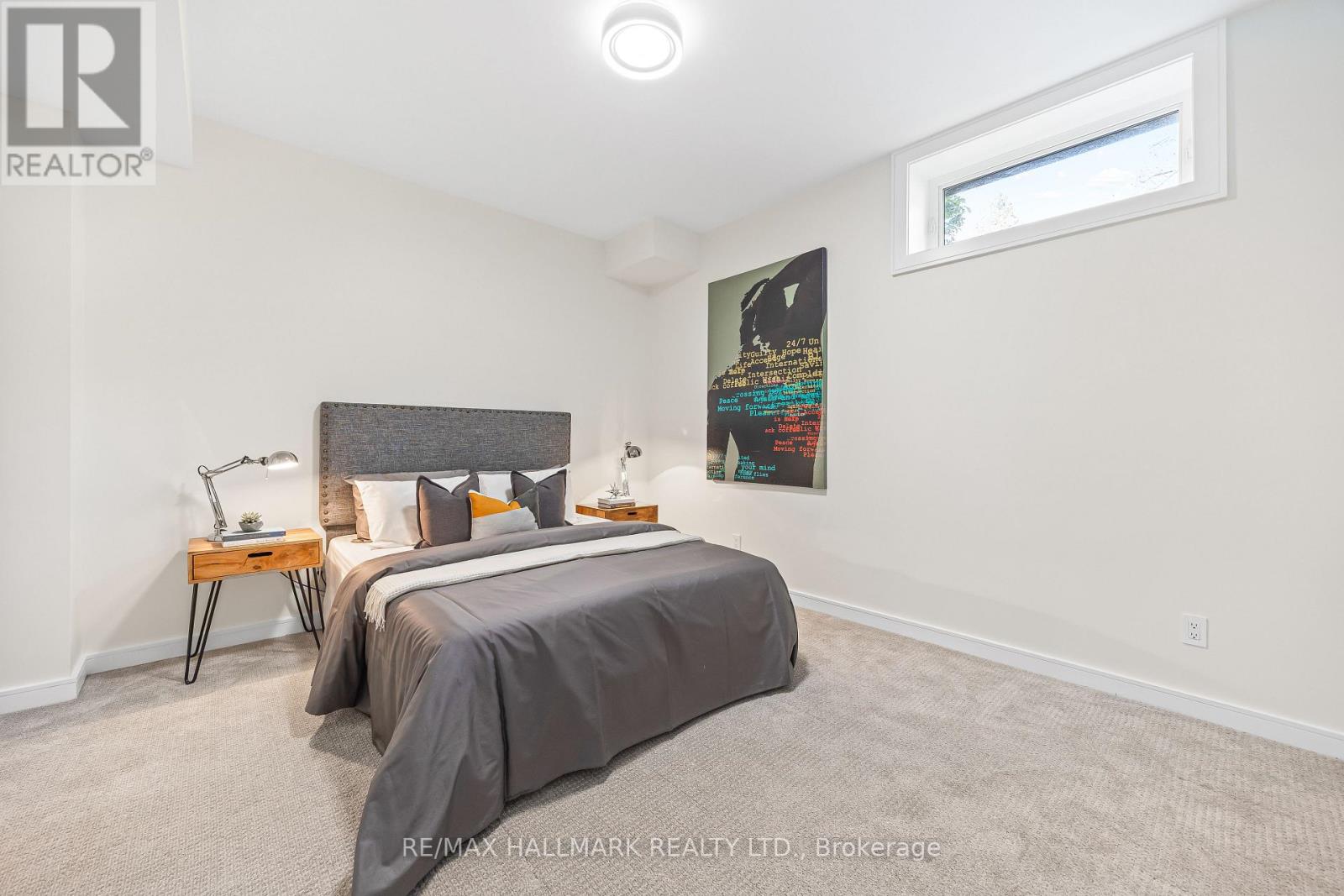 9b Linton Avenue S Property Photo 29