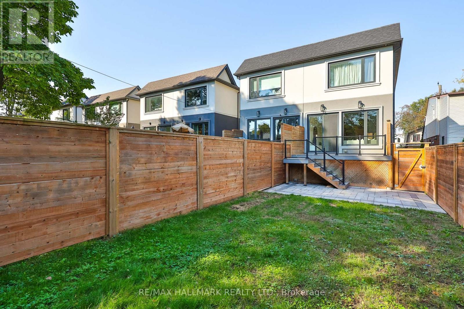 9b Linton Avenue S Property Photo 48