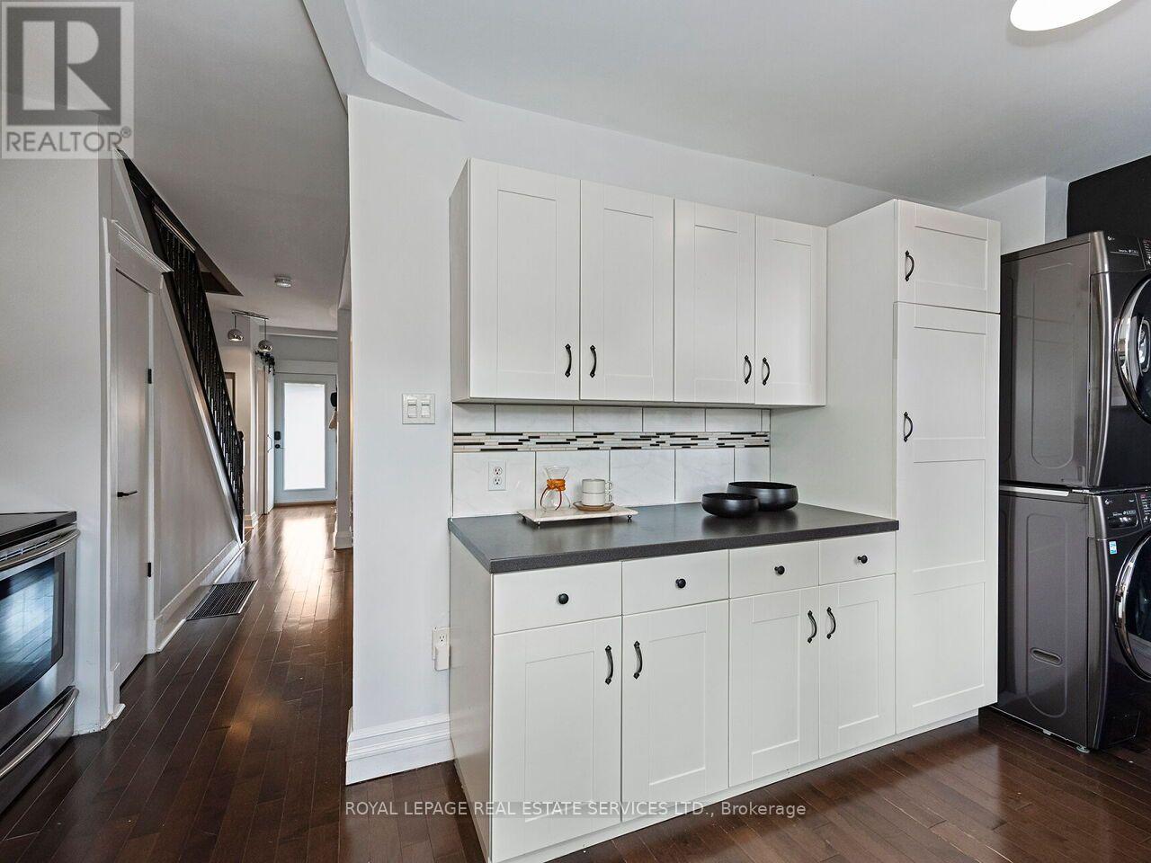62 Newmarket Avenue Property Photo 16