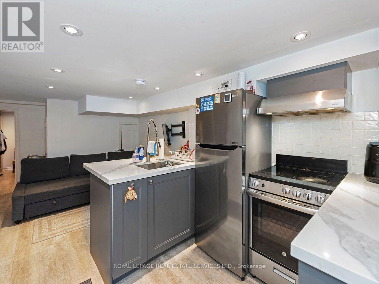 62 Newmarket Avenue Property Photo 35