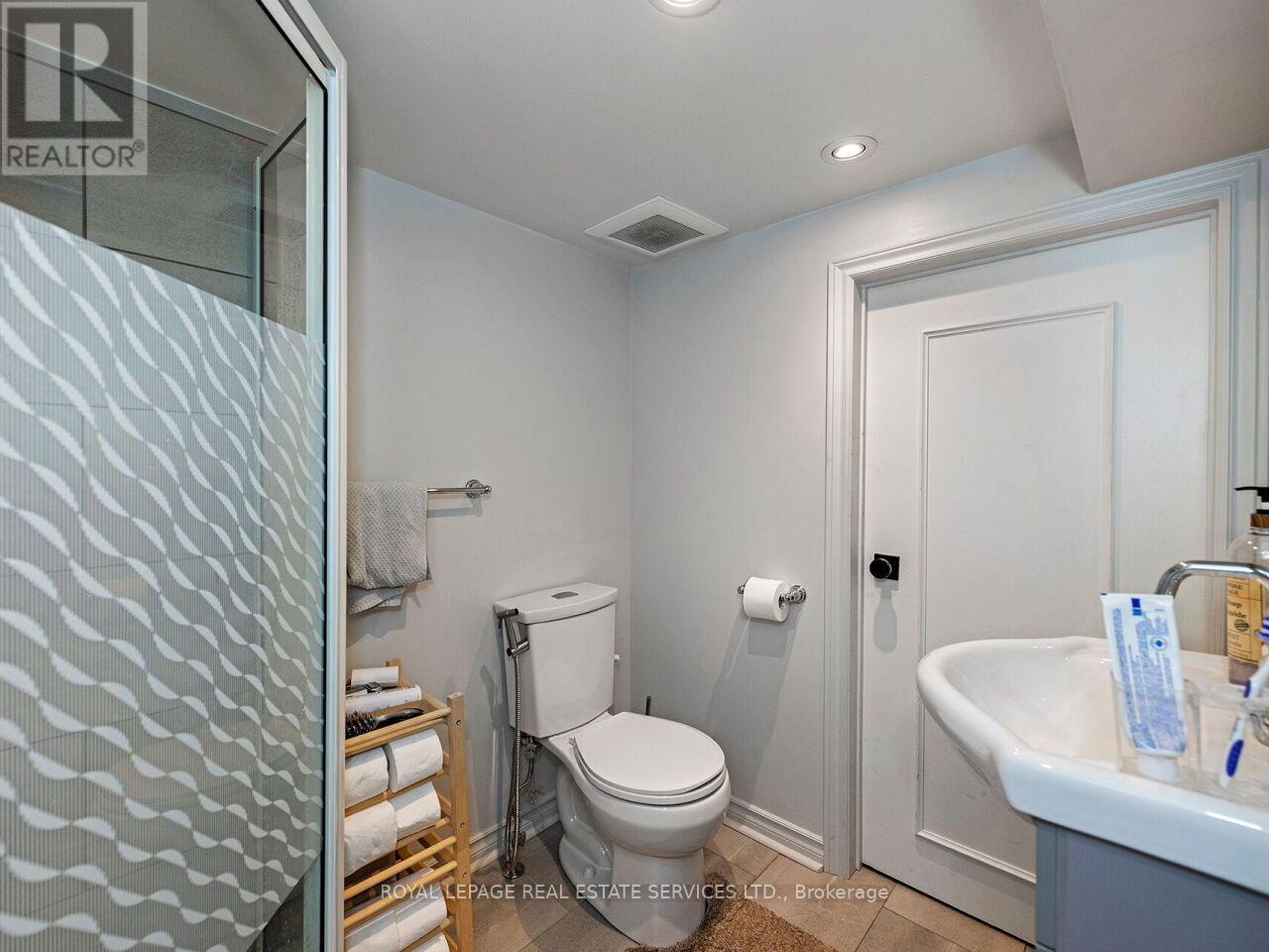 62 Newmarket Avenue Property Photo 41