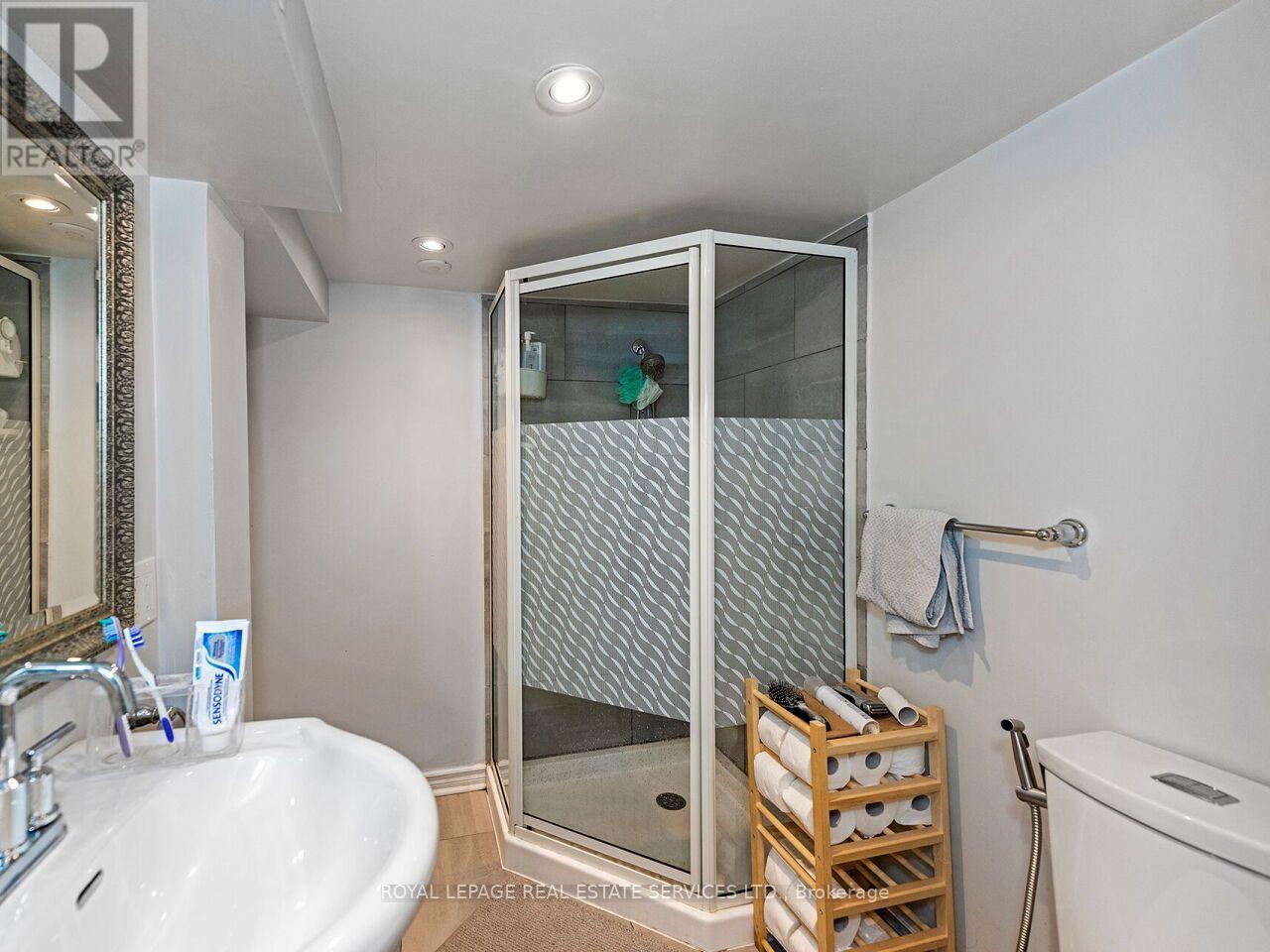 62 Newmarket Avenue Property Photo 42