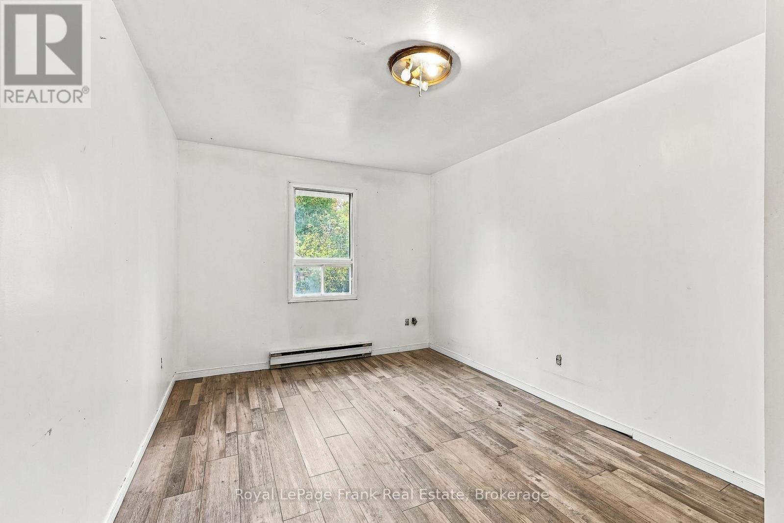 120 Aldred Drive Property Photo 22