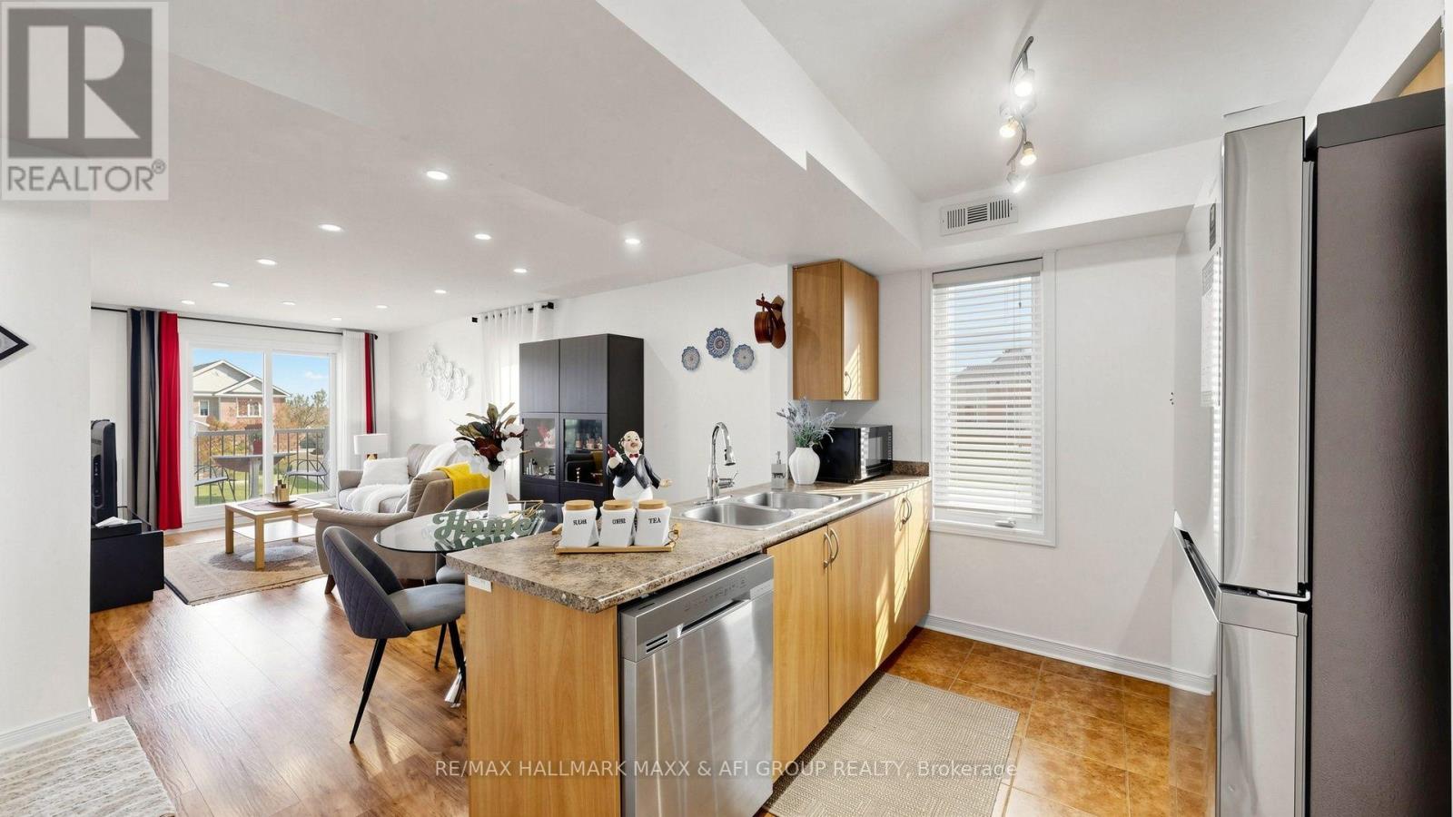 2 - 92 Petra Way Property Photo 17