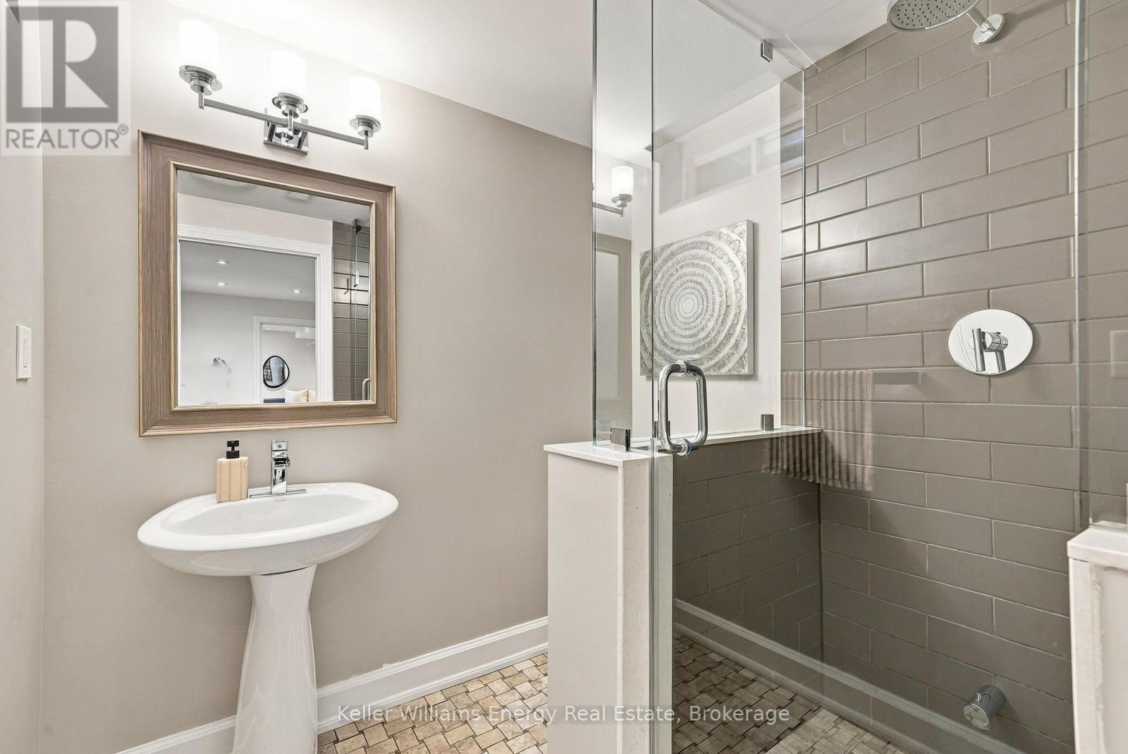 229 Montgomery Avenue Property Photo 43