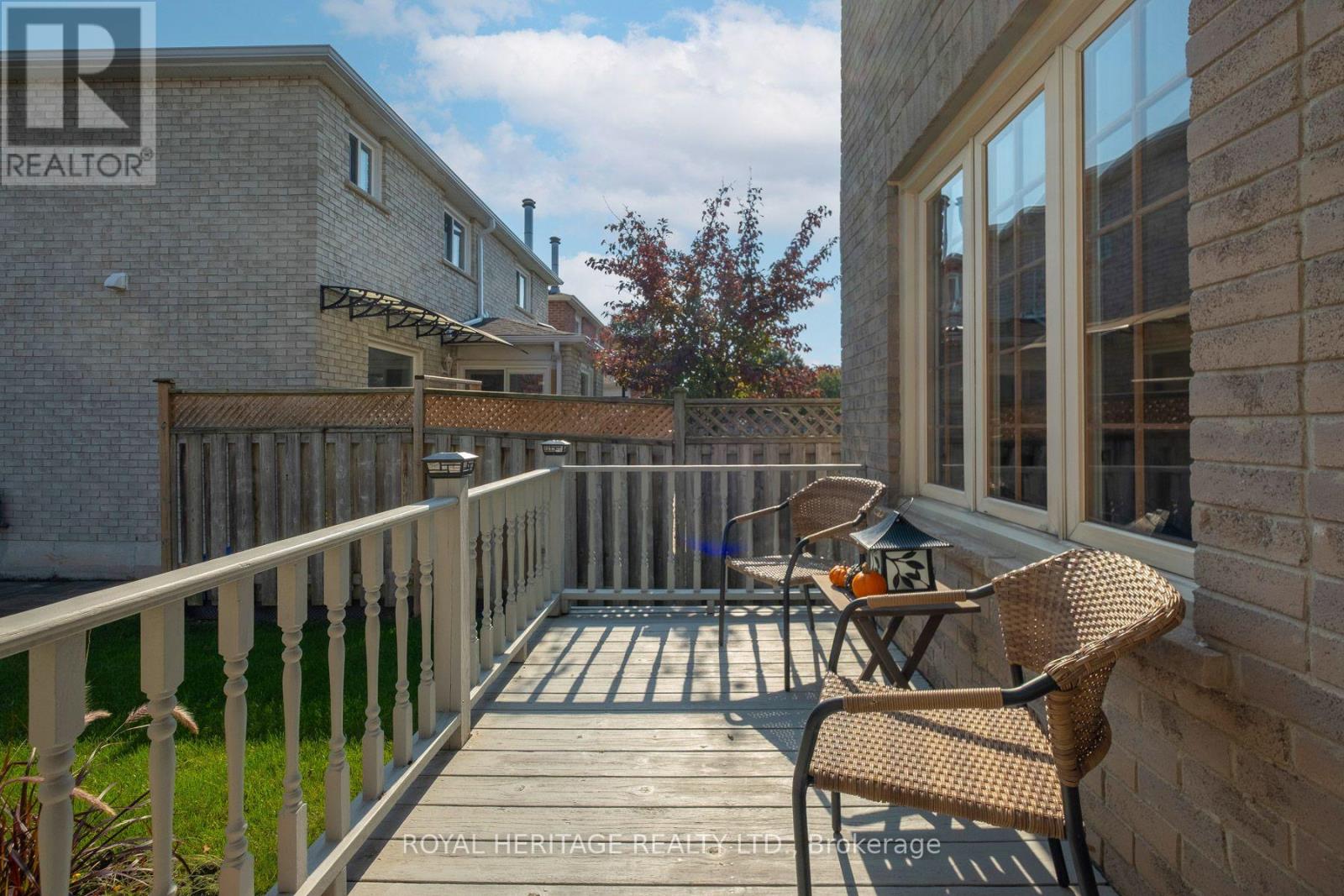 8 Dakin Drive Property Photo 5