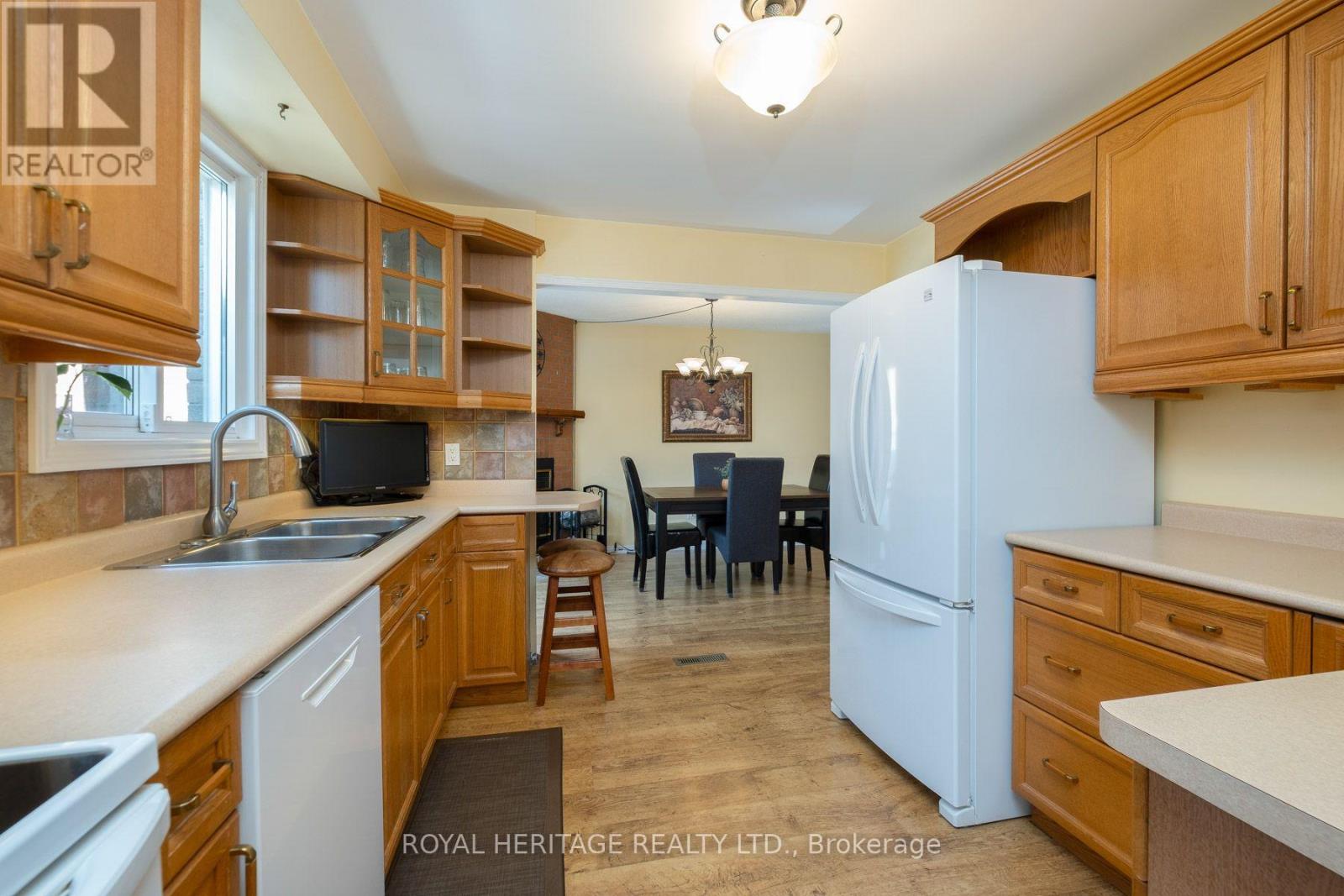 8 Dakin Drive Property Photo 16