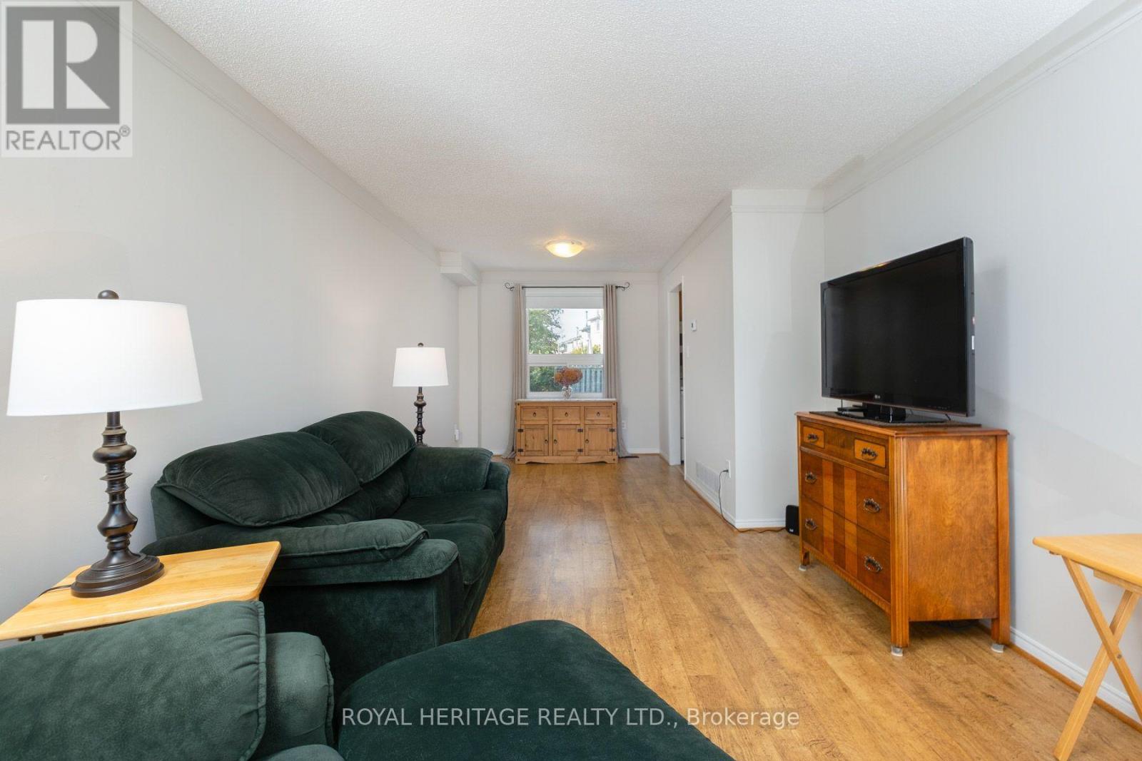 8 Dakin Drive Property Photo 20