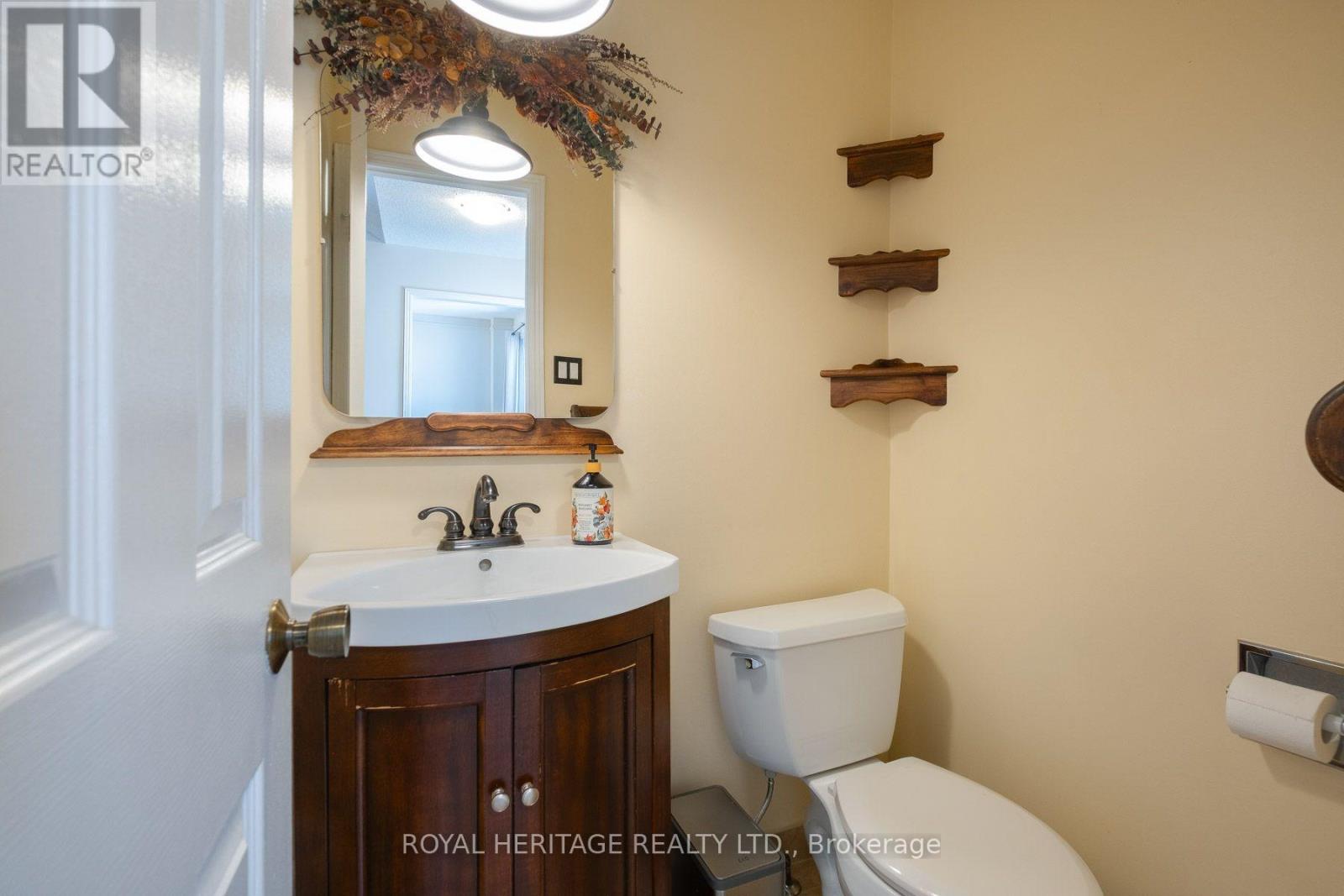 8 Dakin Drive Property Photo 22