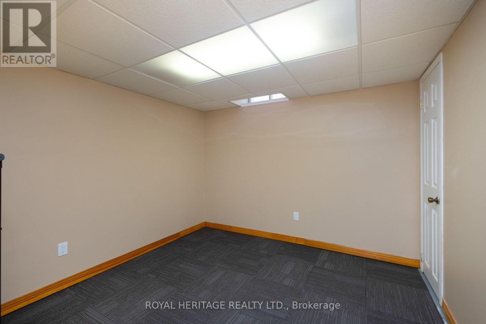 8 Dakin Drive Property Photo 35