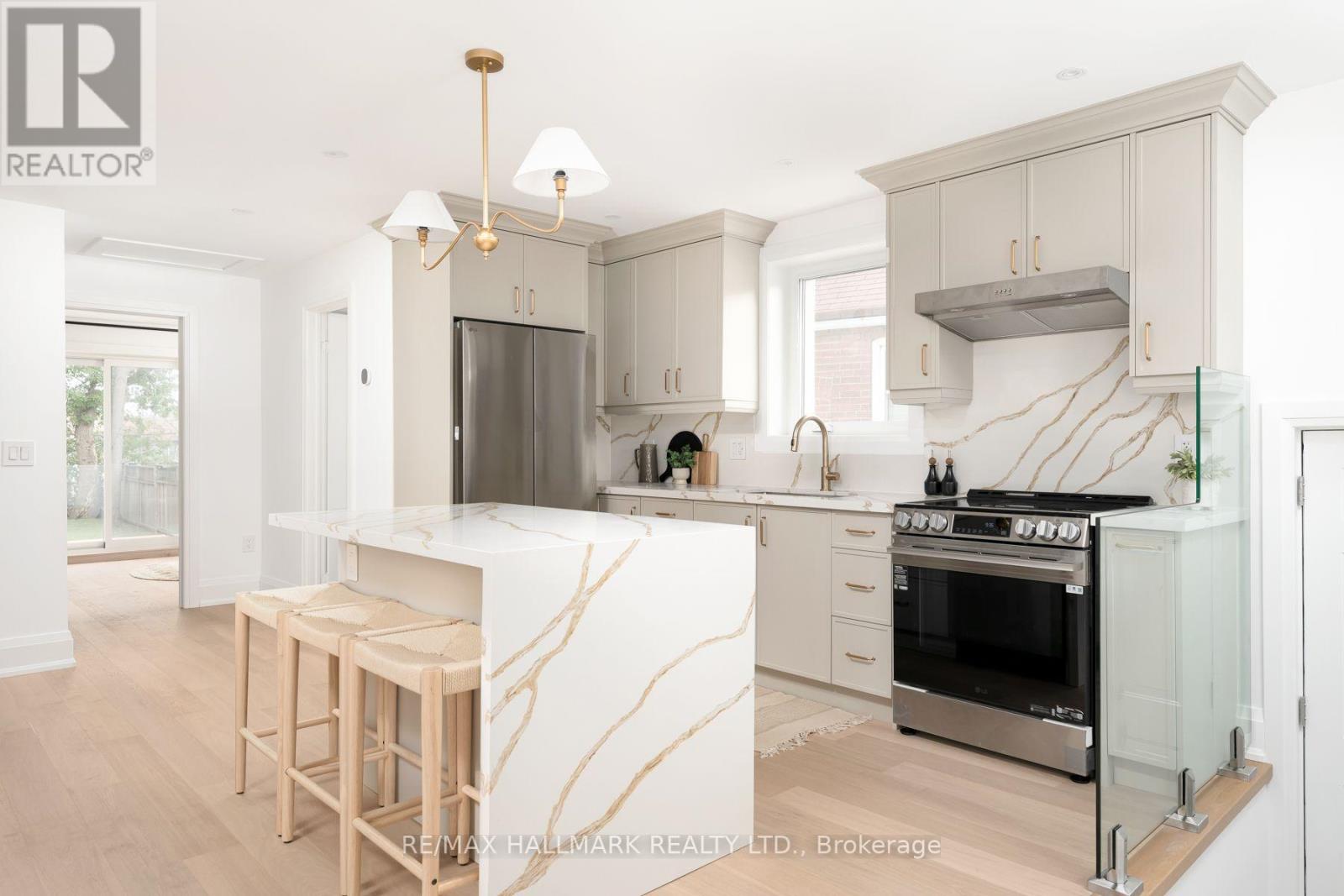 1075 Greenwood Avenue Property Photo 10