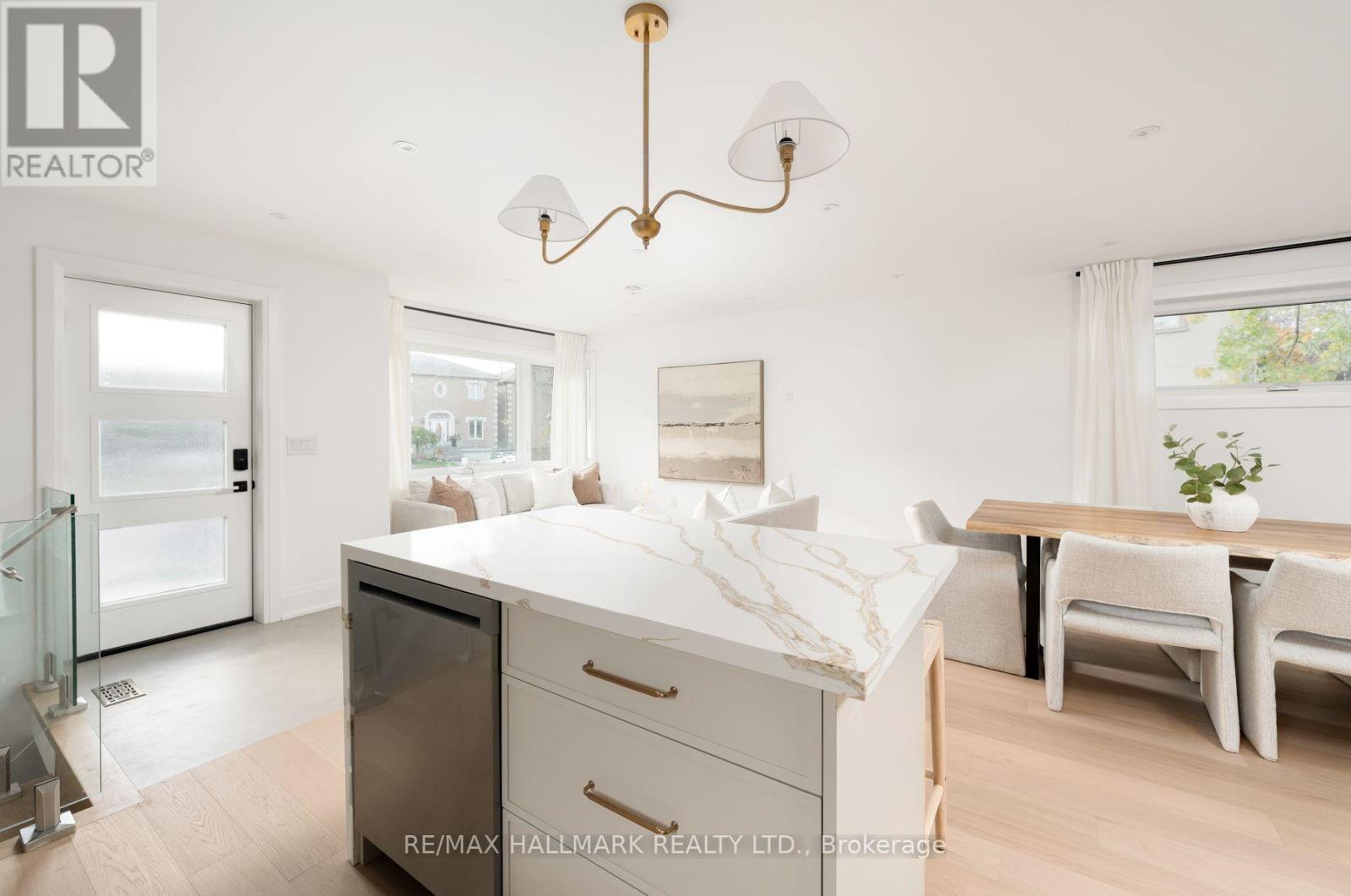 1075 Greenwood Avenue Property Photo 16