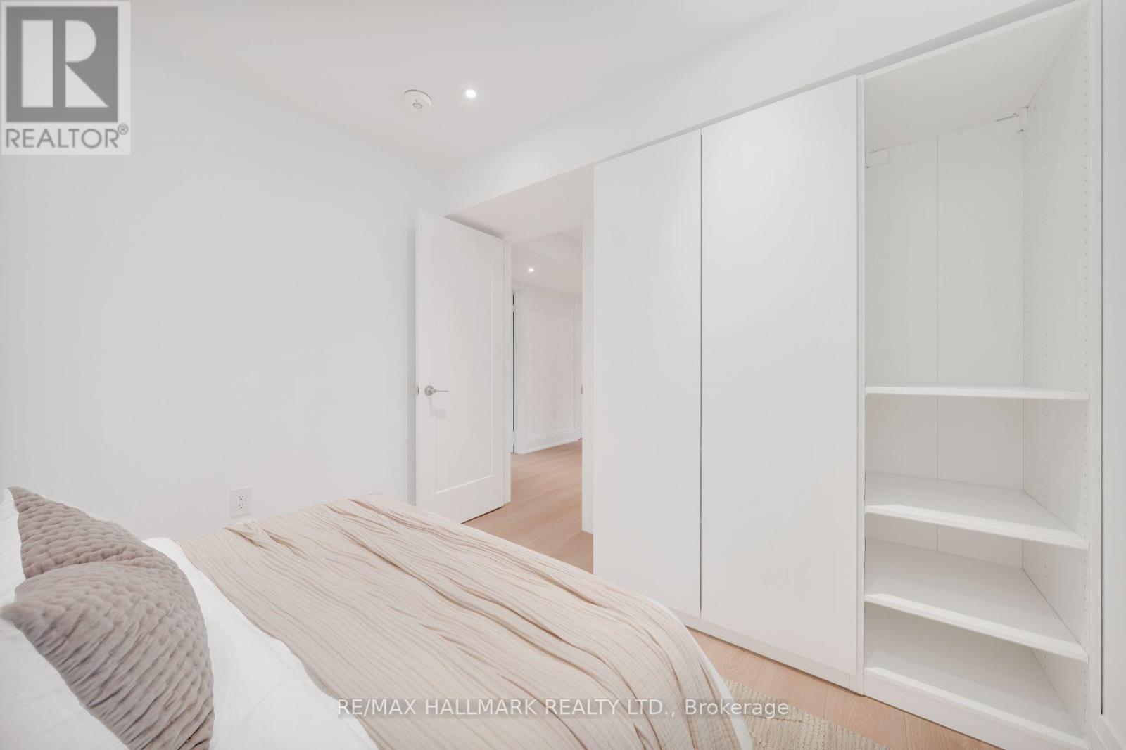 1075 Greenwood Avenue Property Photo 36