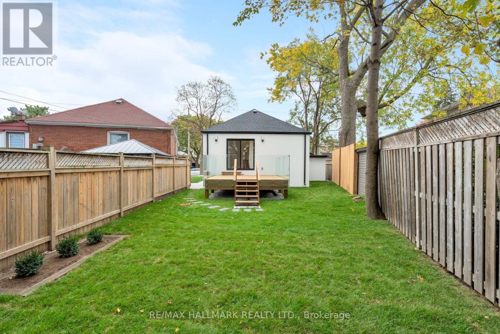 1075 Greenwood Avenue Property Photo 41