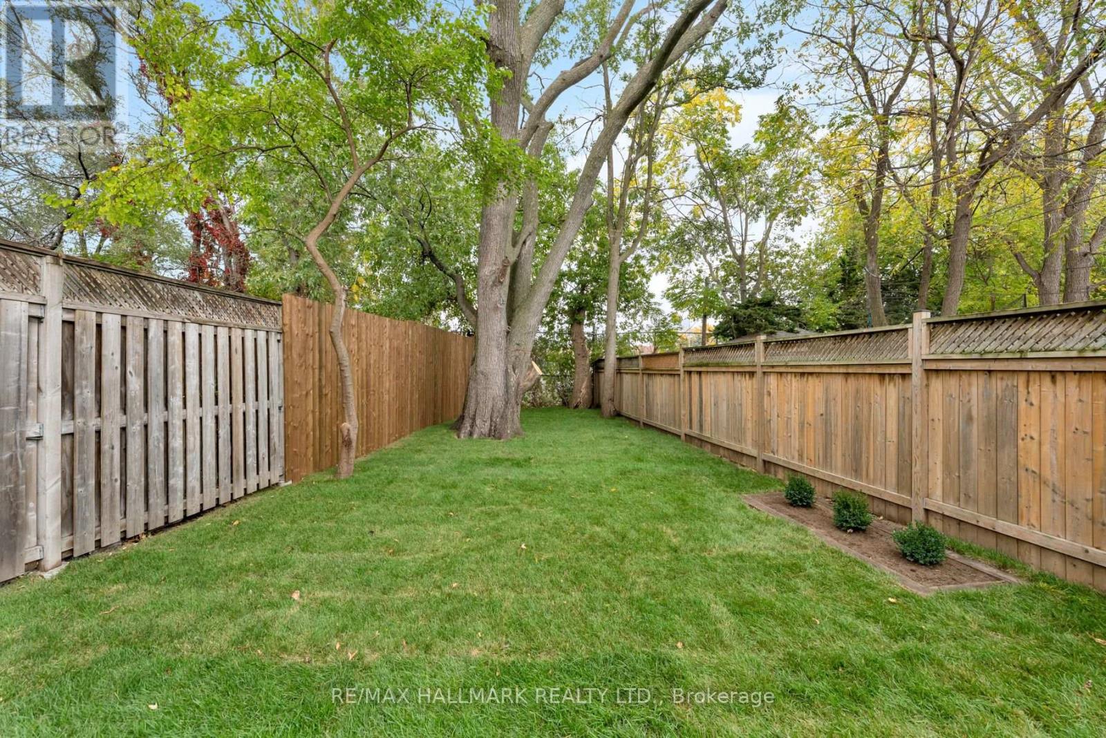 1075 Greenwood Avenue Property Photo 44