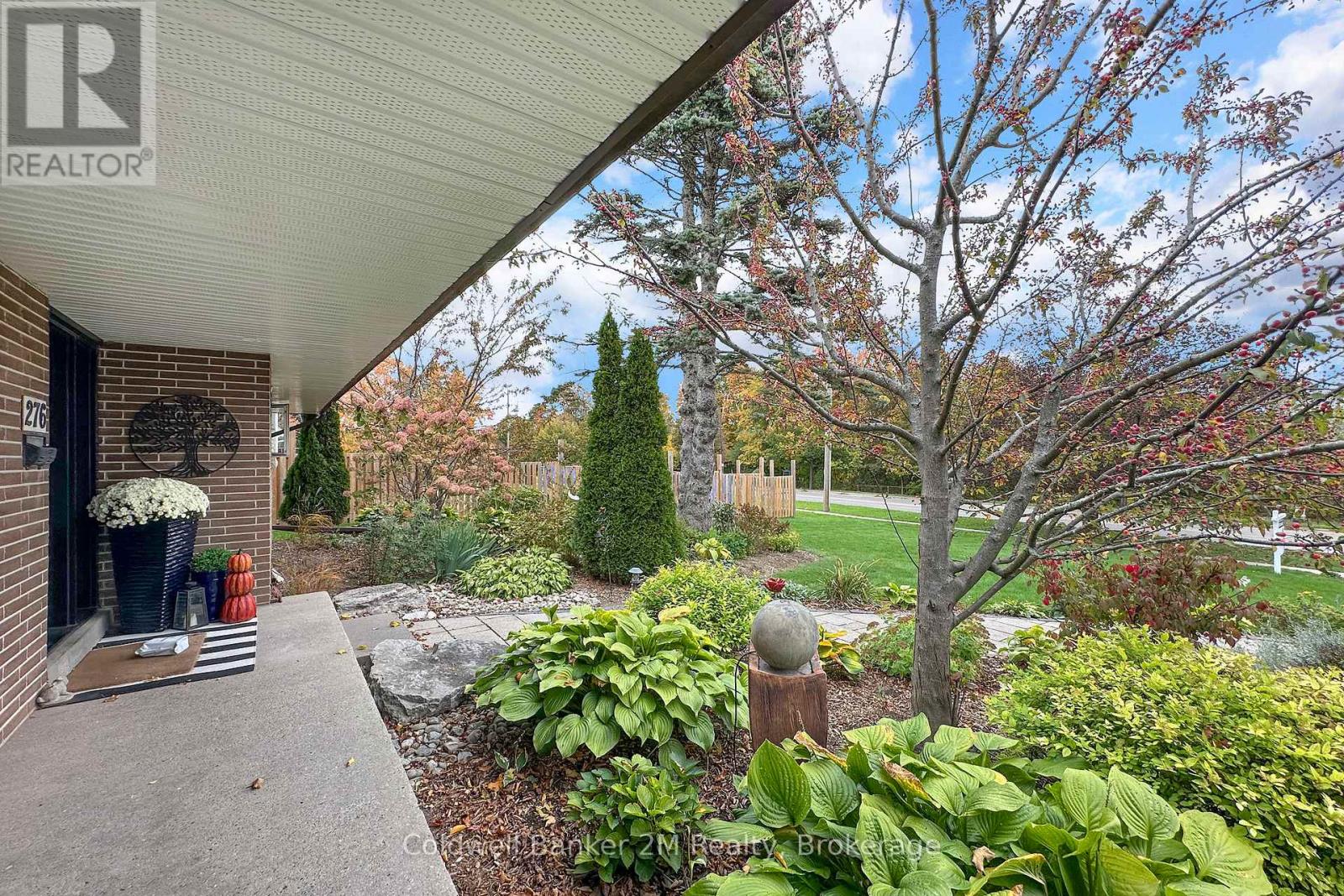 276 Park Road N Property Photo 4