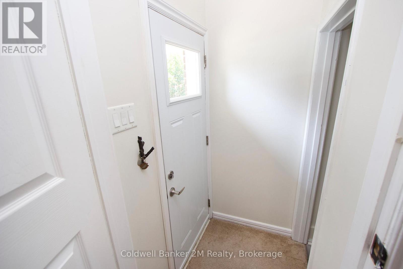 276 Park Road N Property Photo 20