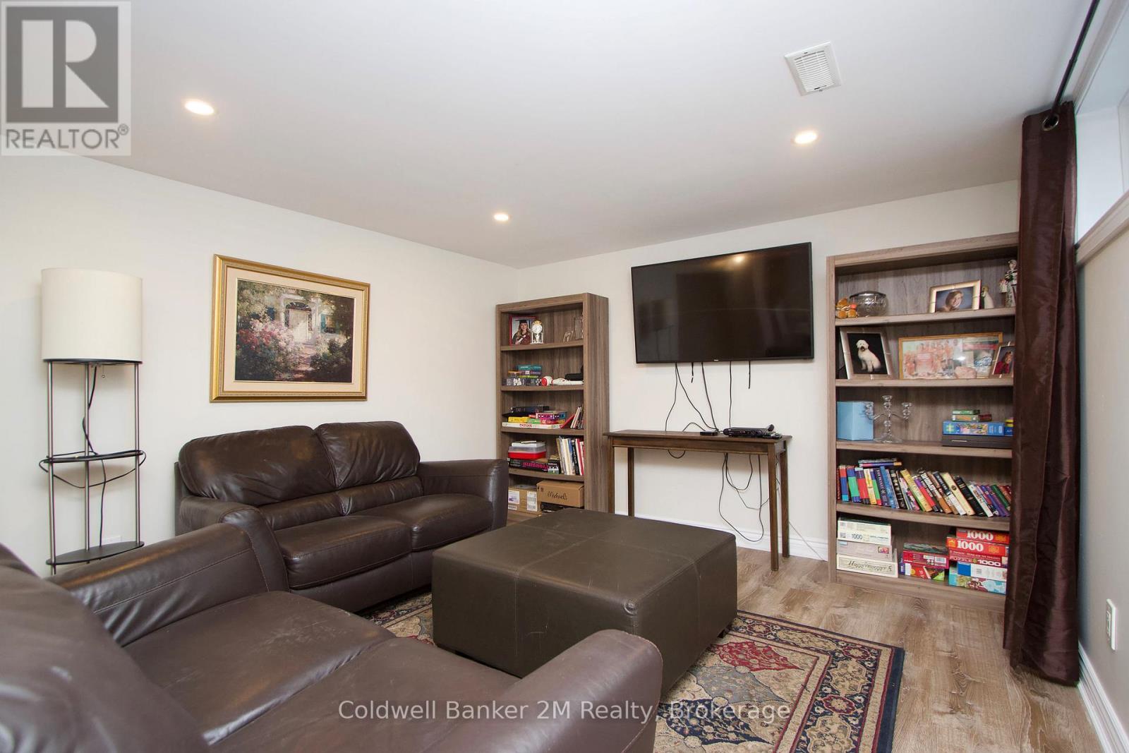 276 Park Road N Property Photo 24