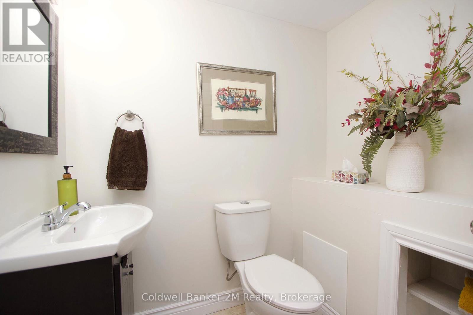 276 Park Road N Property Photo 28