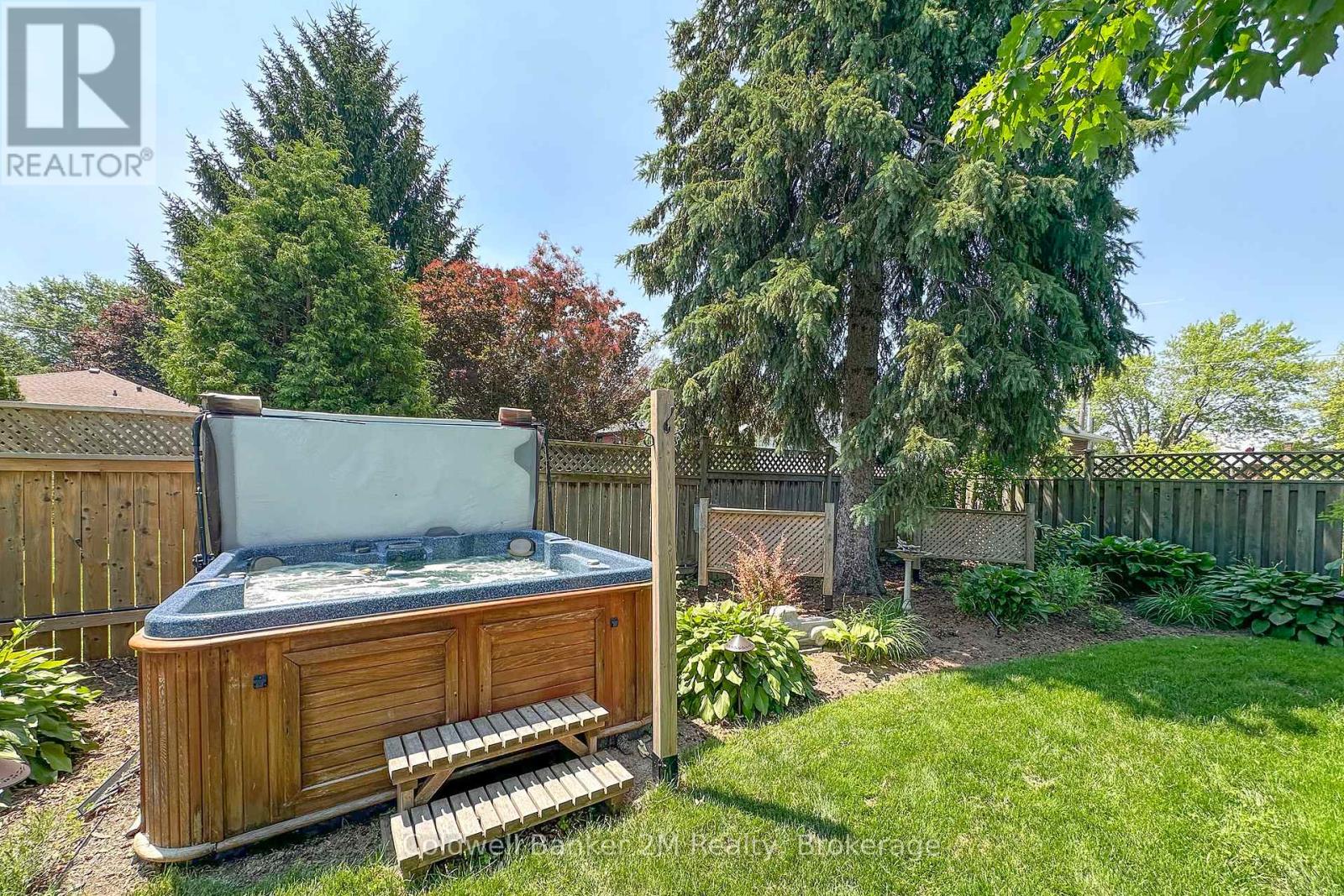 276 Park Road N Property Photo 32