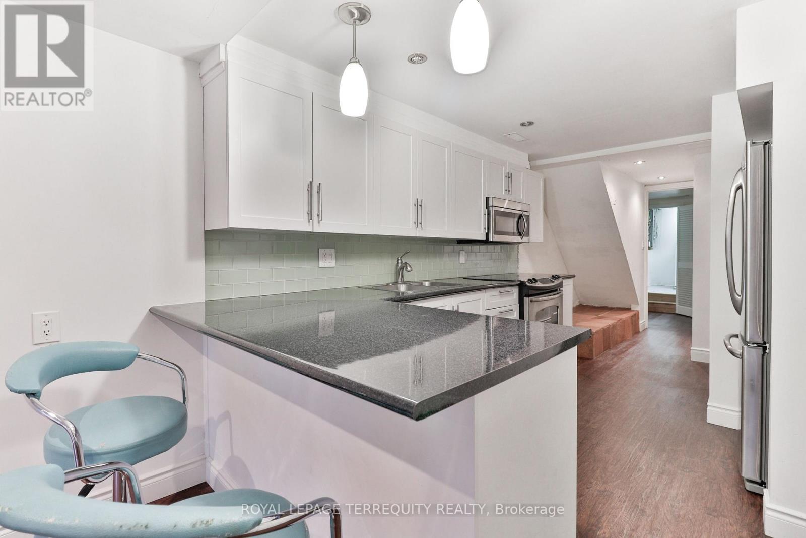 312 Kenilworth Avenue Property Photo 38